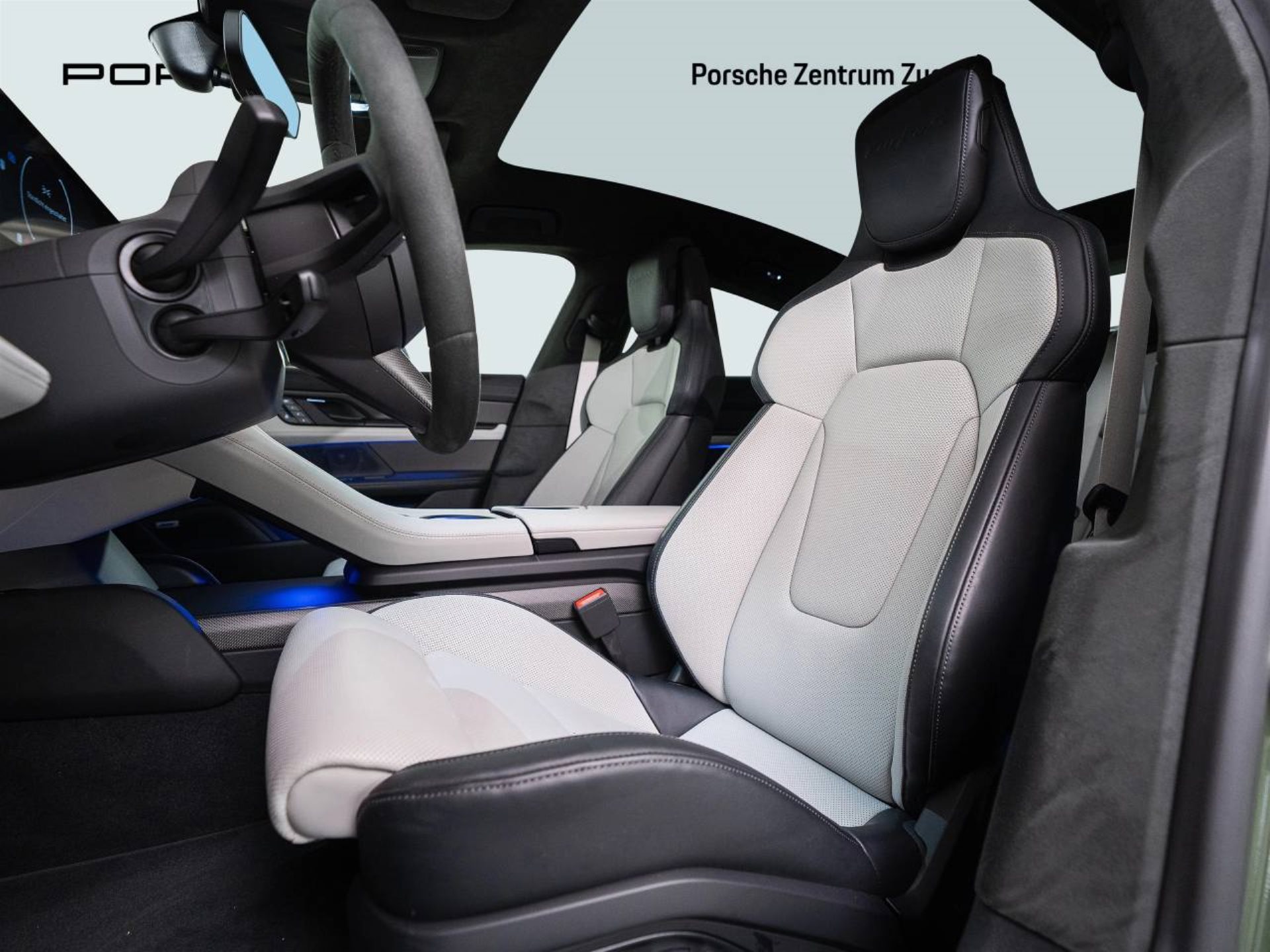 PORSCHE Taycan Turbo S-image-4