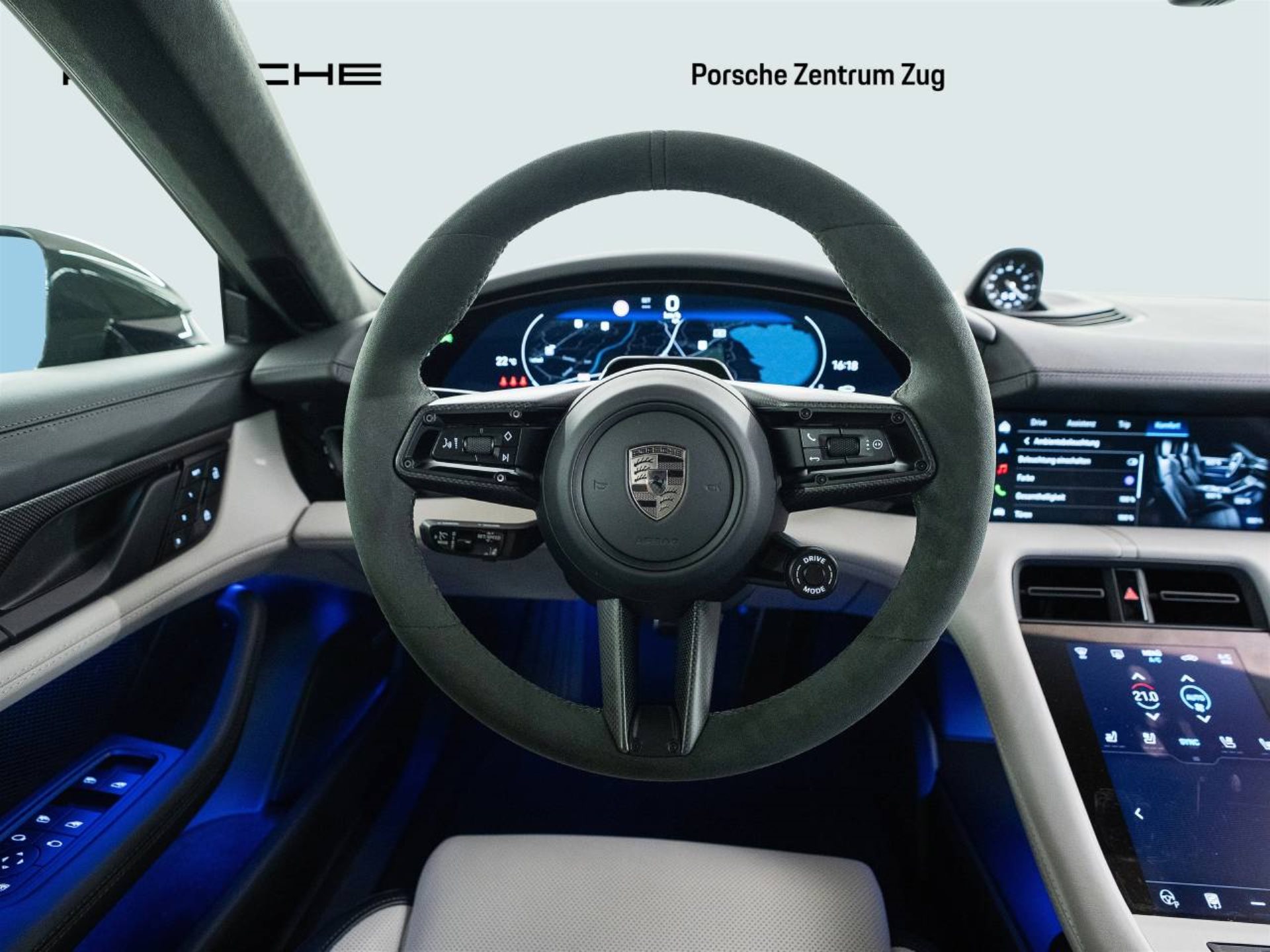 PORSCHE Taycan Turbo S-image-15