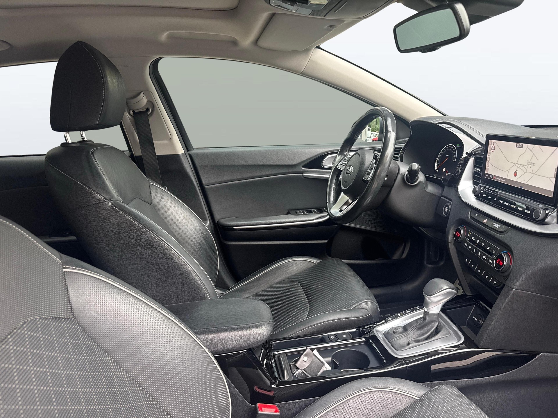 KIA XCeed 1.6 T-GDi Style-image-9