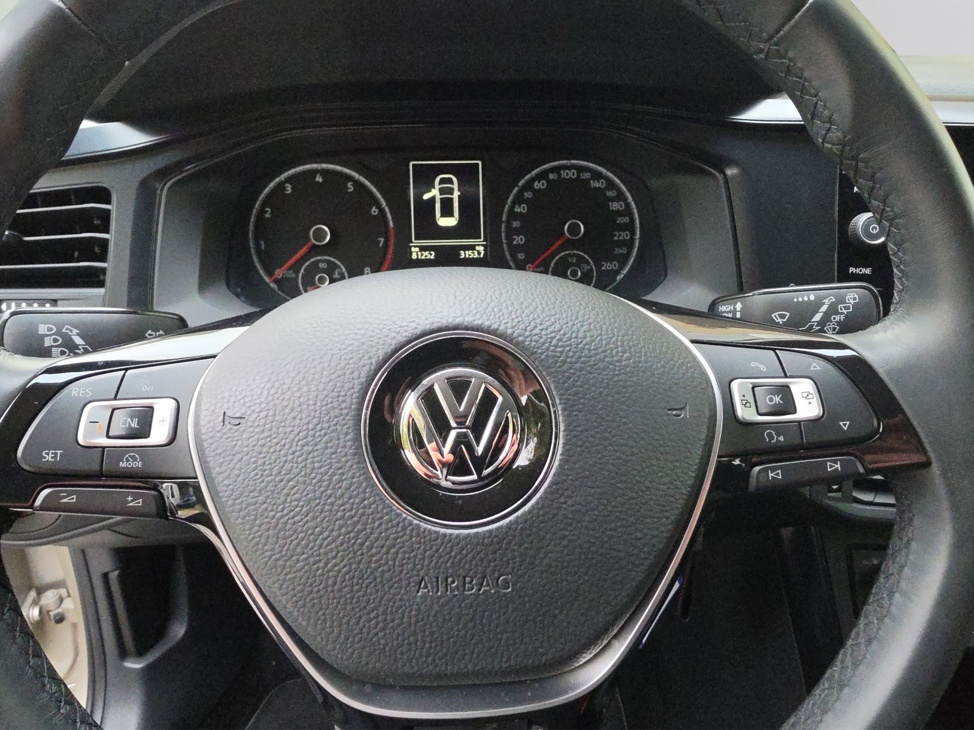 VW Polo 1.0 BMT Trendline-image-9