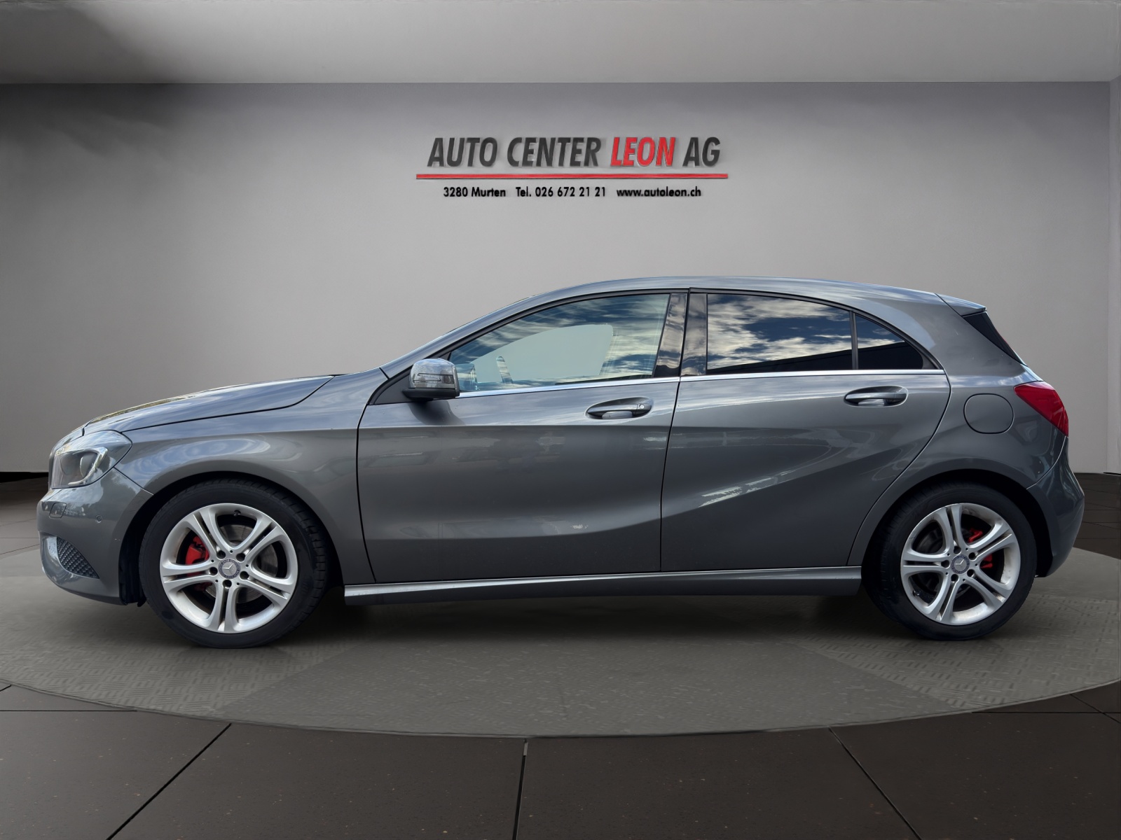 MERCEDES-BENZ A 180 Style Autotronic-image-2