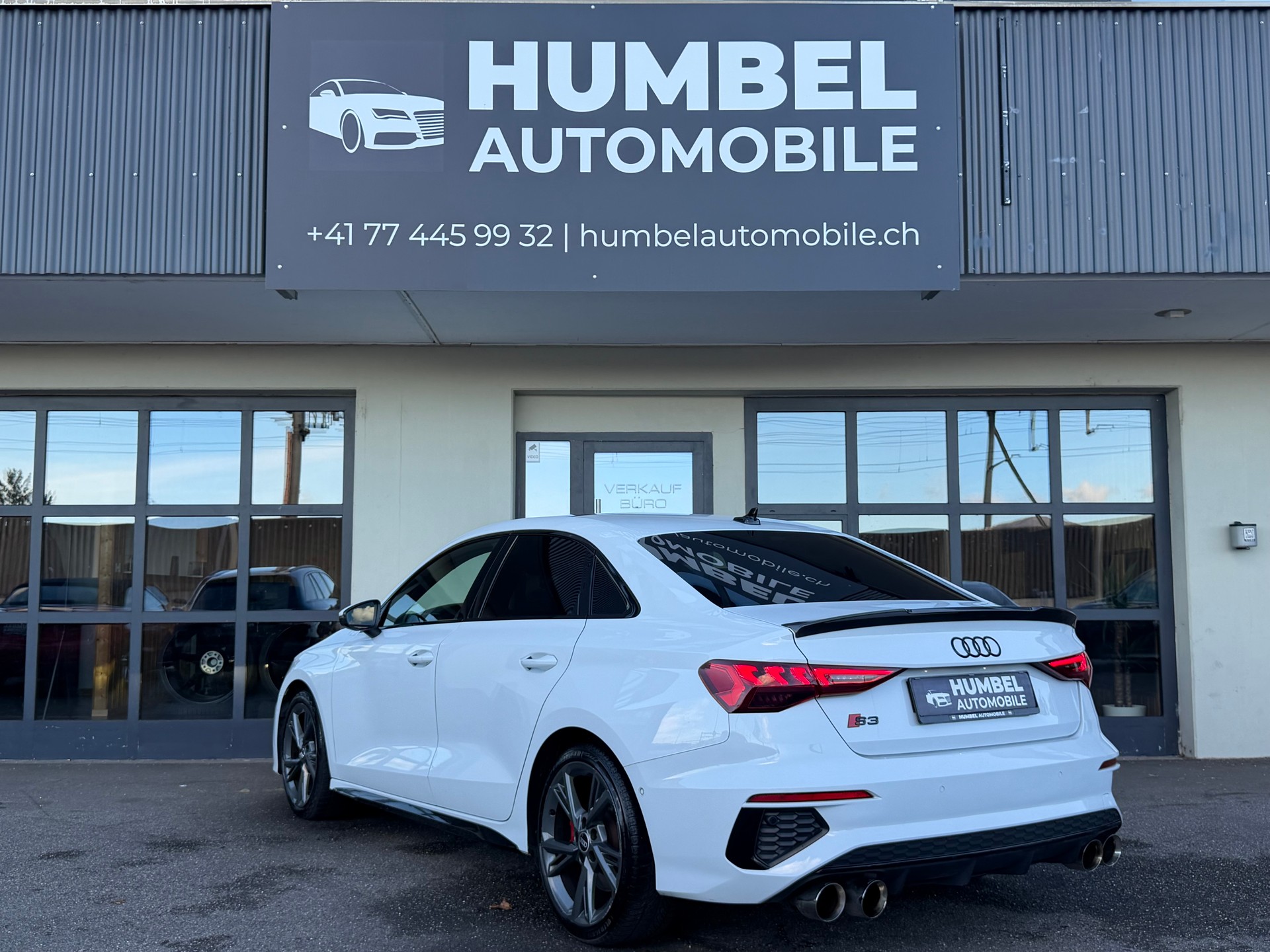 AUDI S3 Limousine 2.0 TFSI quattro S-tronic-image-2