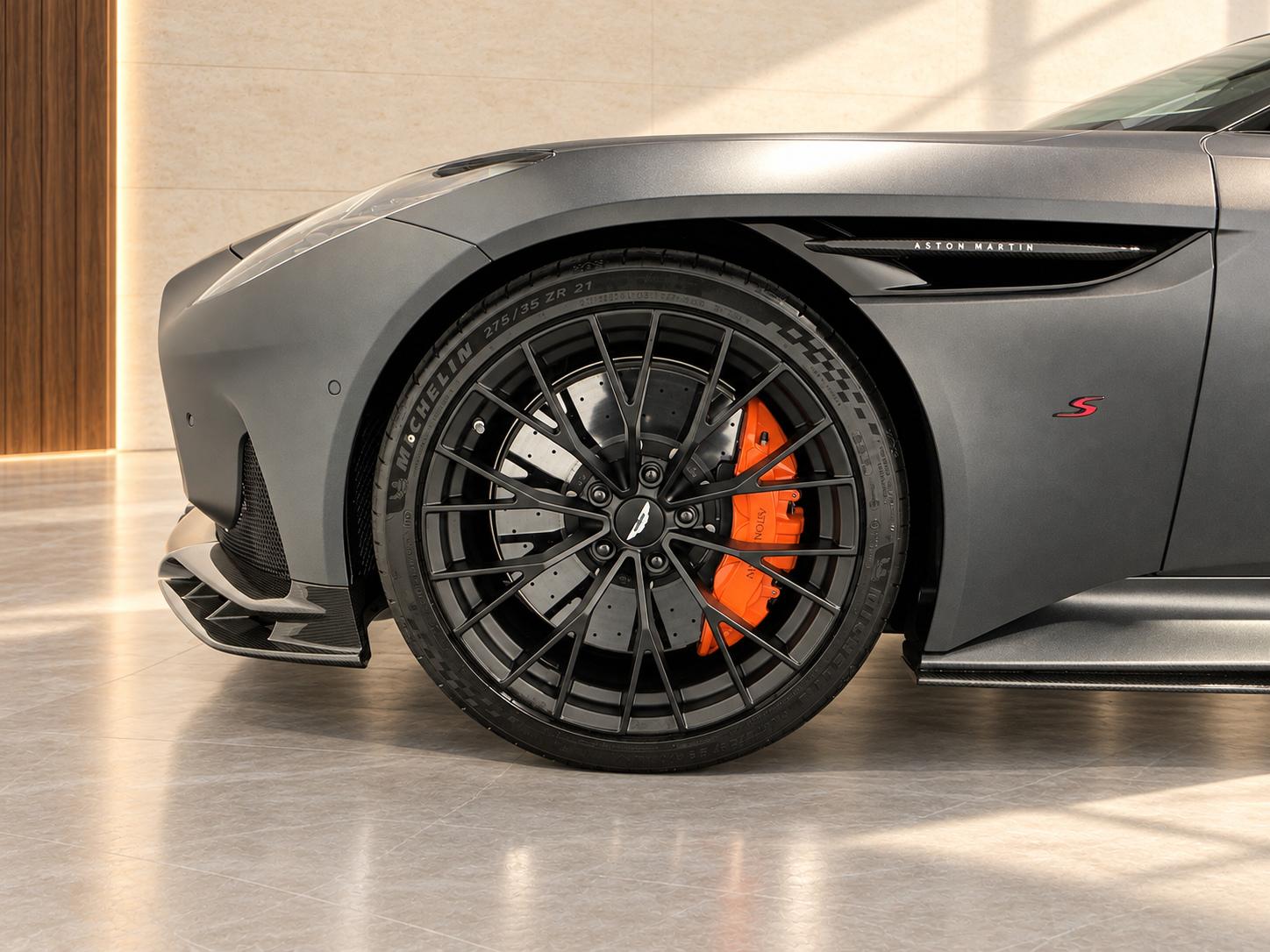 ASTON MARTIN DB12 Coupé 4.0 S V8 Bi-Turbo-image-8