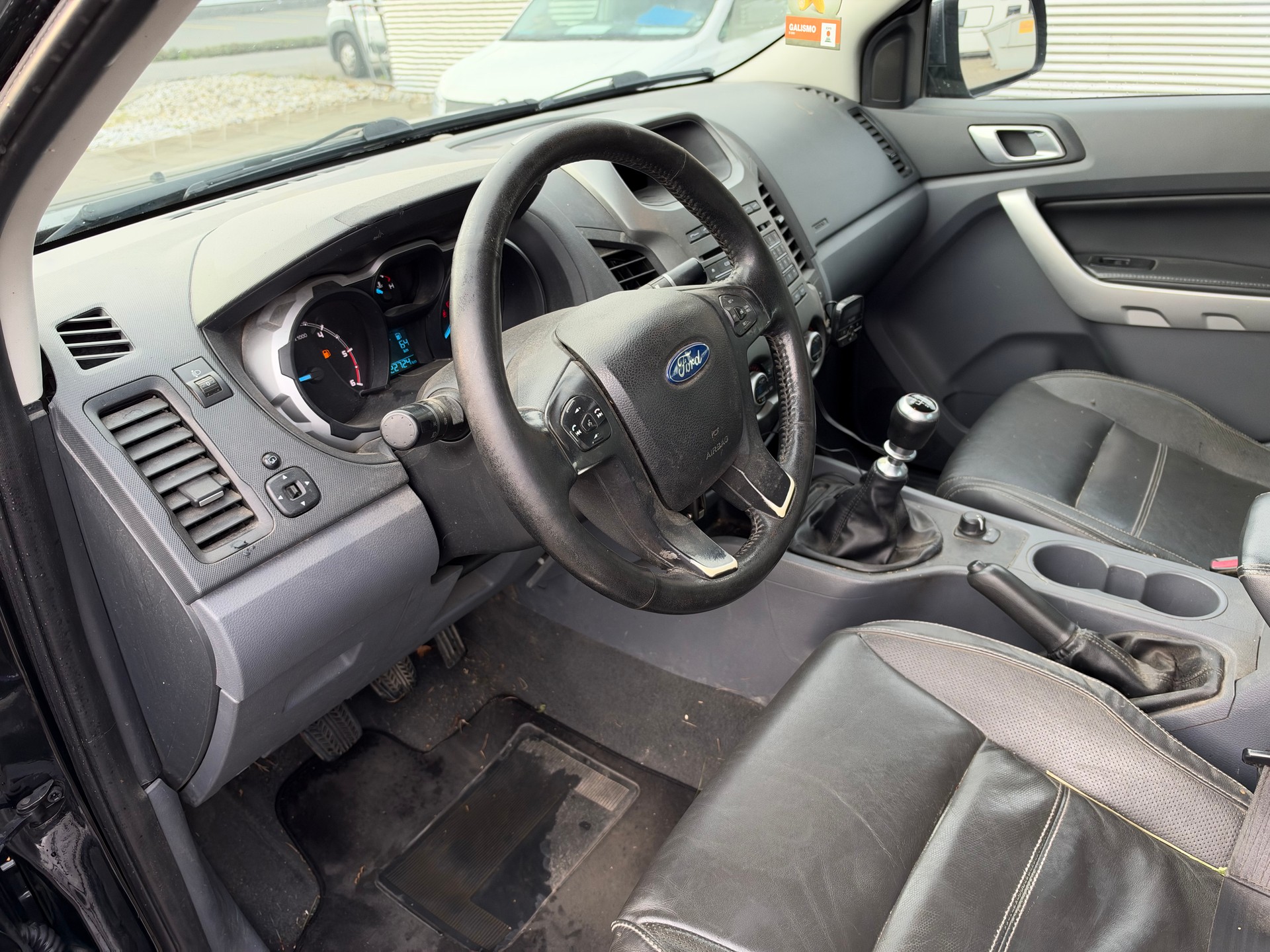 FORD Ranger Wildtrak 3.2 TDCi 4x4-image-14