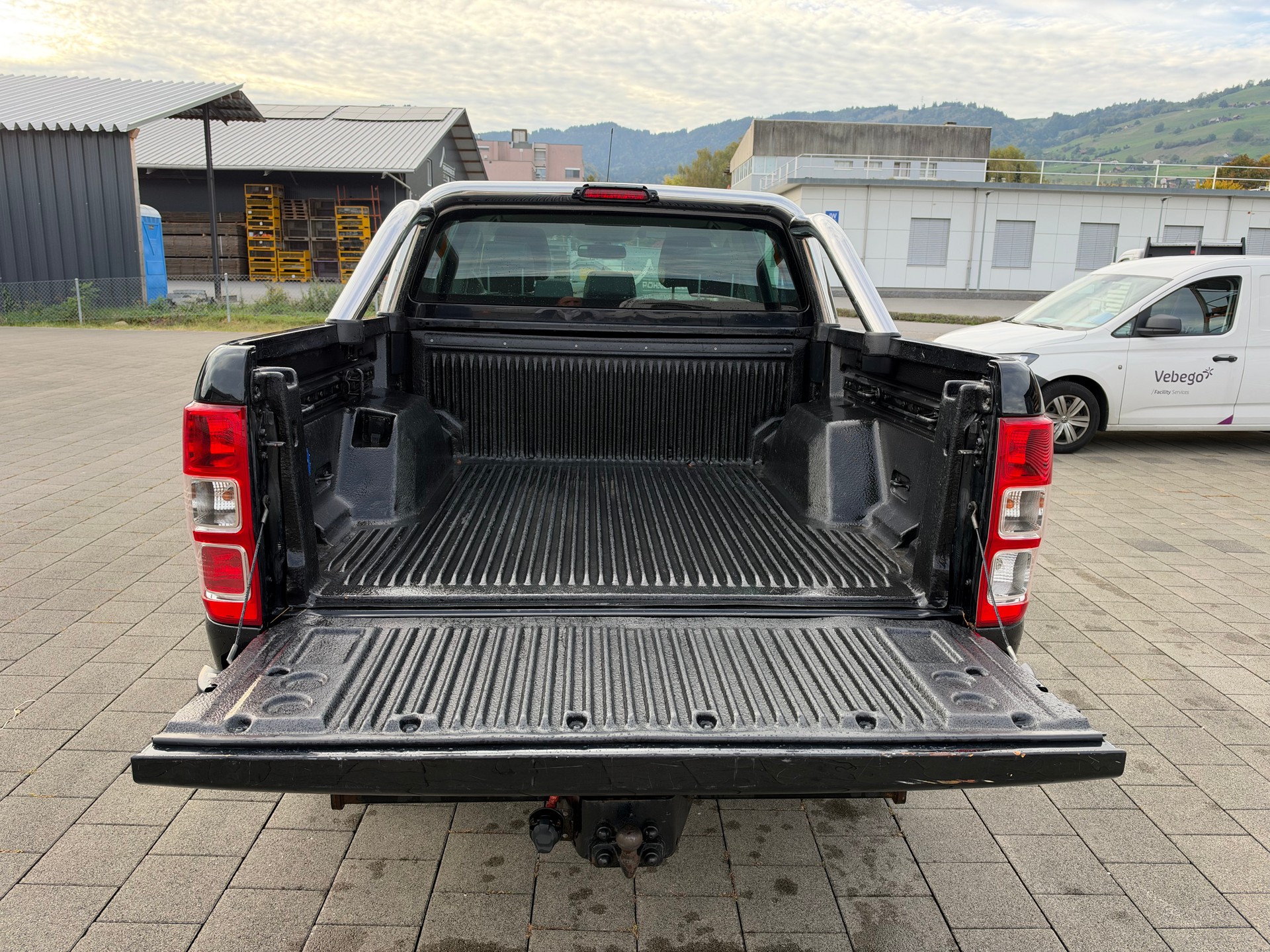 FORD Ranger Wildtrak 3.2 TDCi 4x4-image-8