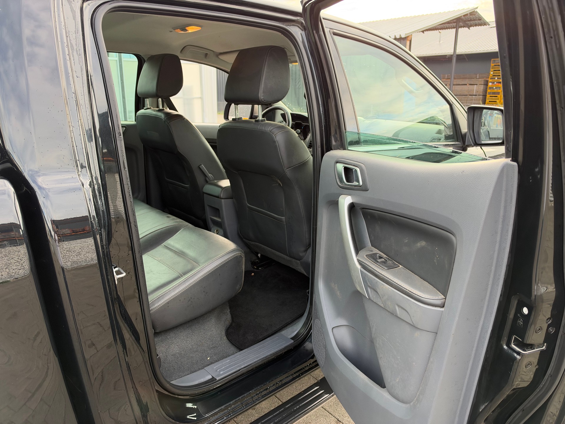 FORD Ranger Wildtrak 3.2 TDCi 4x4-image-10