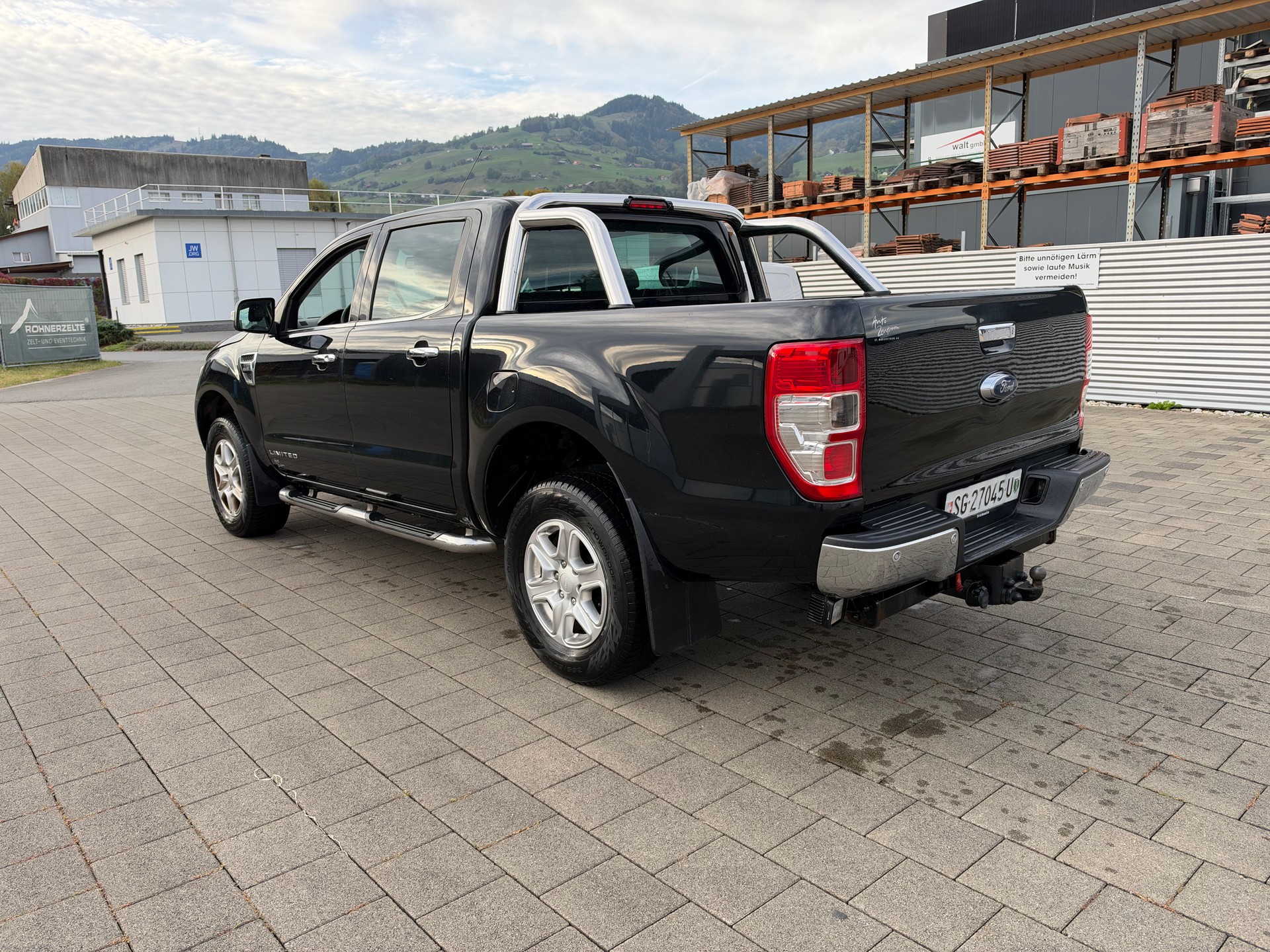 FORD Ranger Wildtrak 3.2 TDCi 4x4-image-2