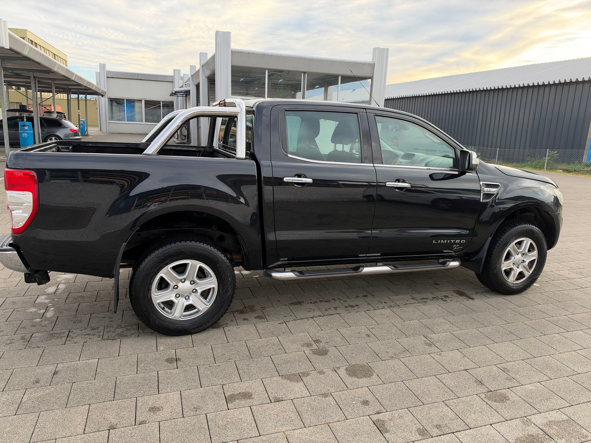FORD Ranger Wildtrak 3.2 TDCi 4x4-image-5