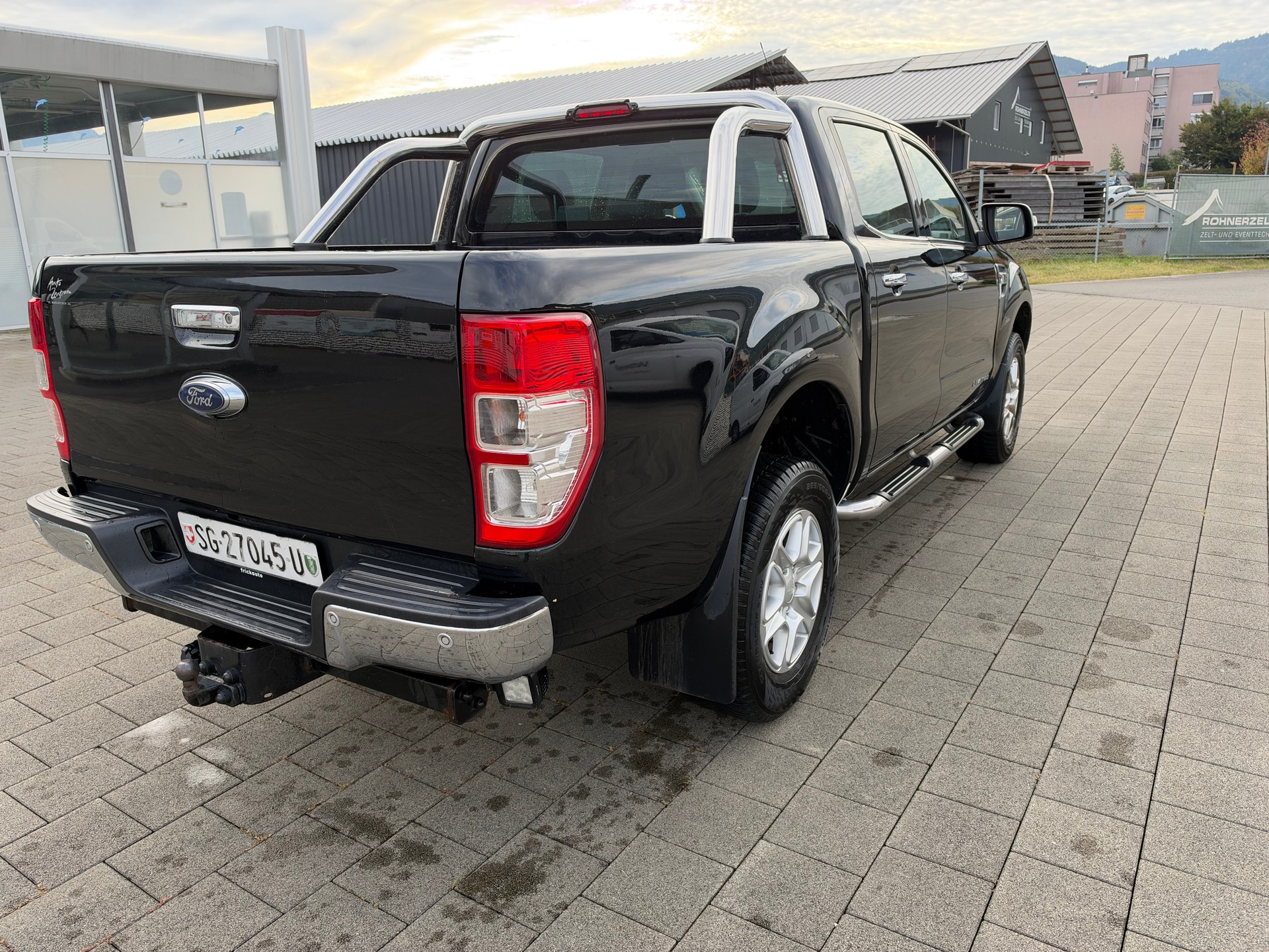 FORD Ranger Wildtrak 3.2 TDCi 4x4-image-4