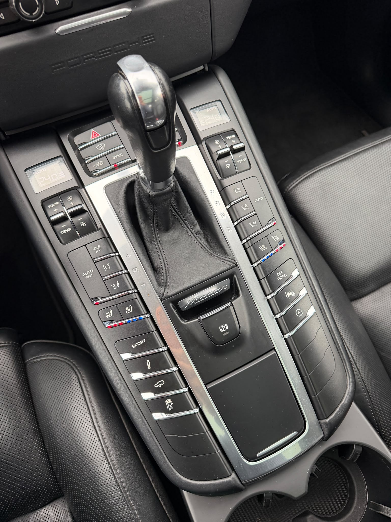 PORSCHE Macan S Diesel PDK-image-15