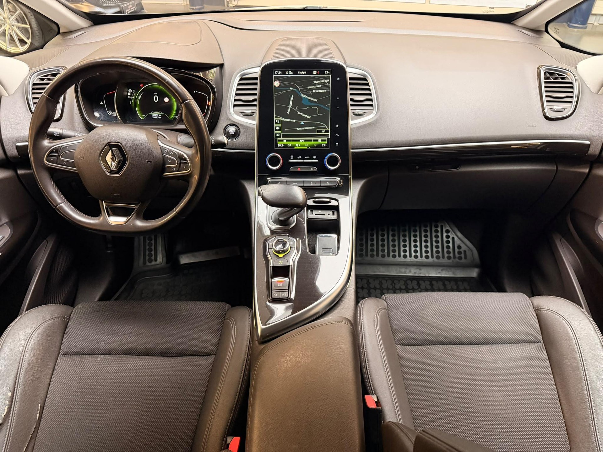 RENAULT Espace 1.6 dCi 160 Intens EDC-image-10