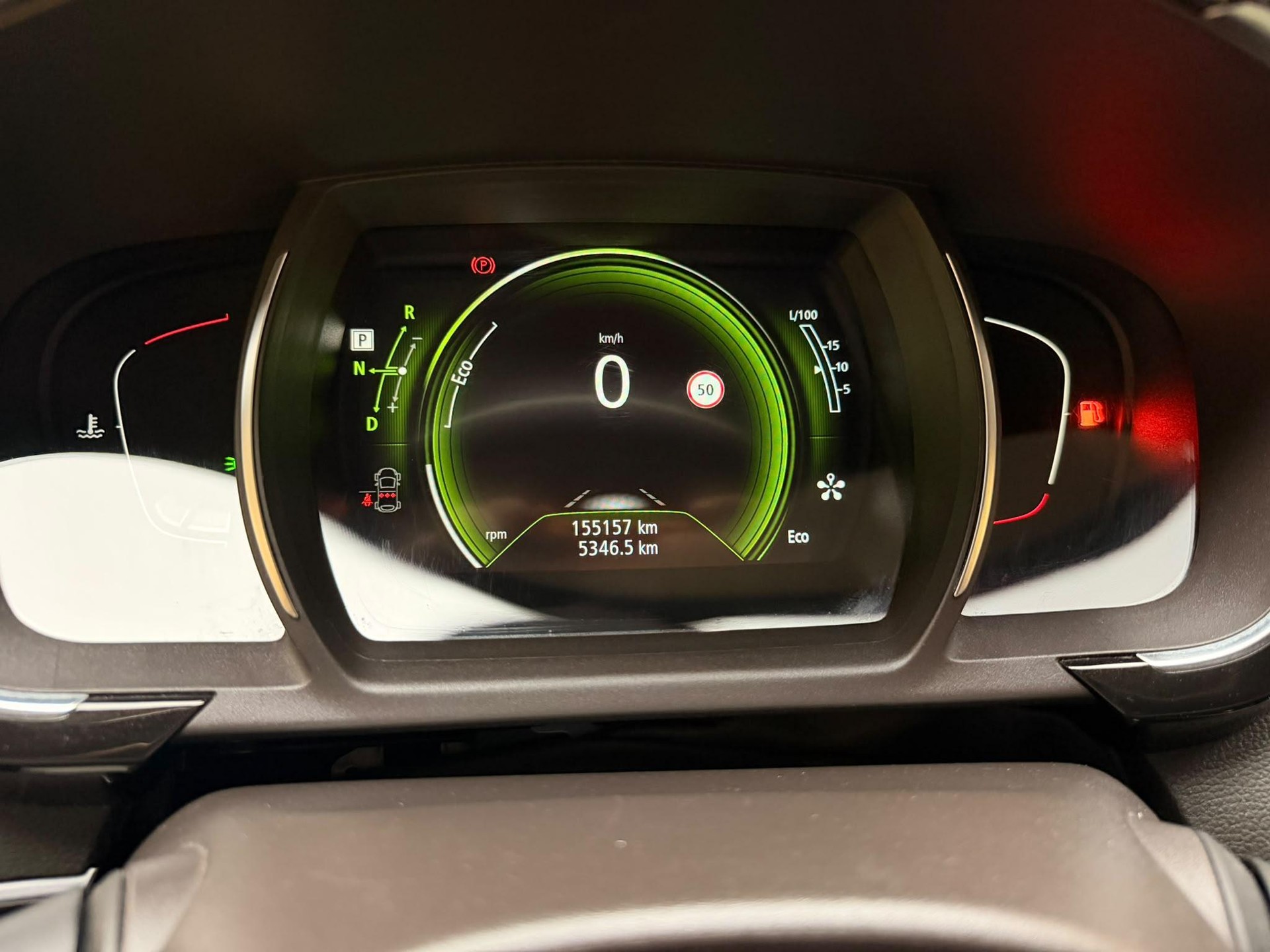 RENAULT Espace 1.6 dCi 160 Intens EDC-image-19