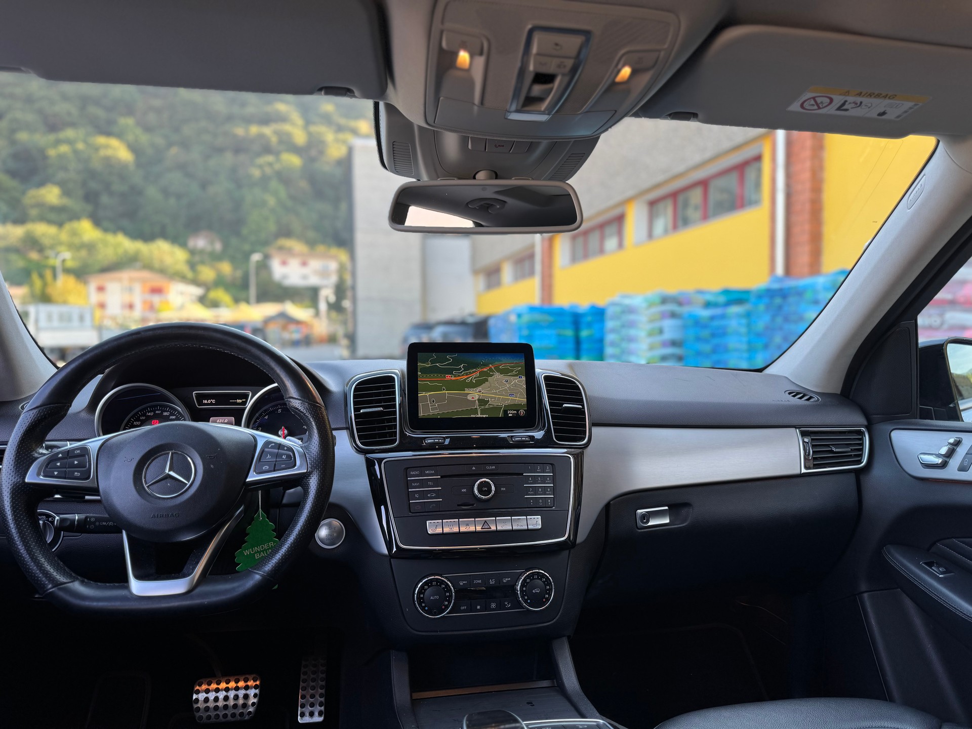 MERCEDES-BENZ GLE 500 e 4Matic 7G-Tronic-image-4