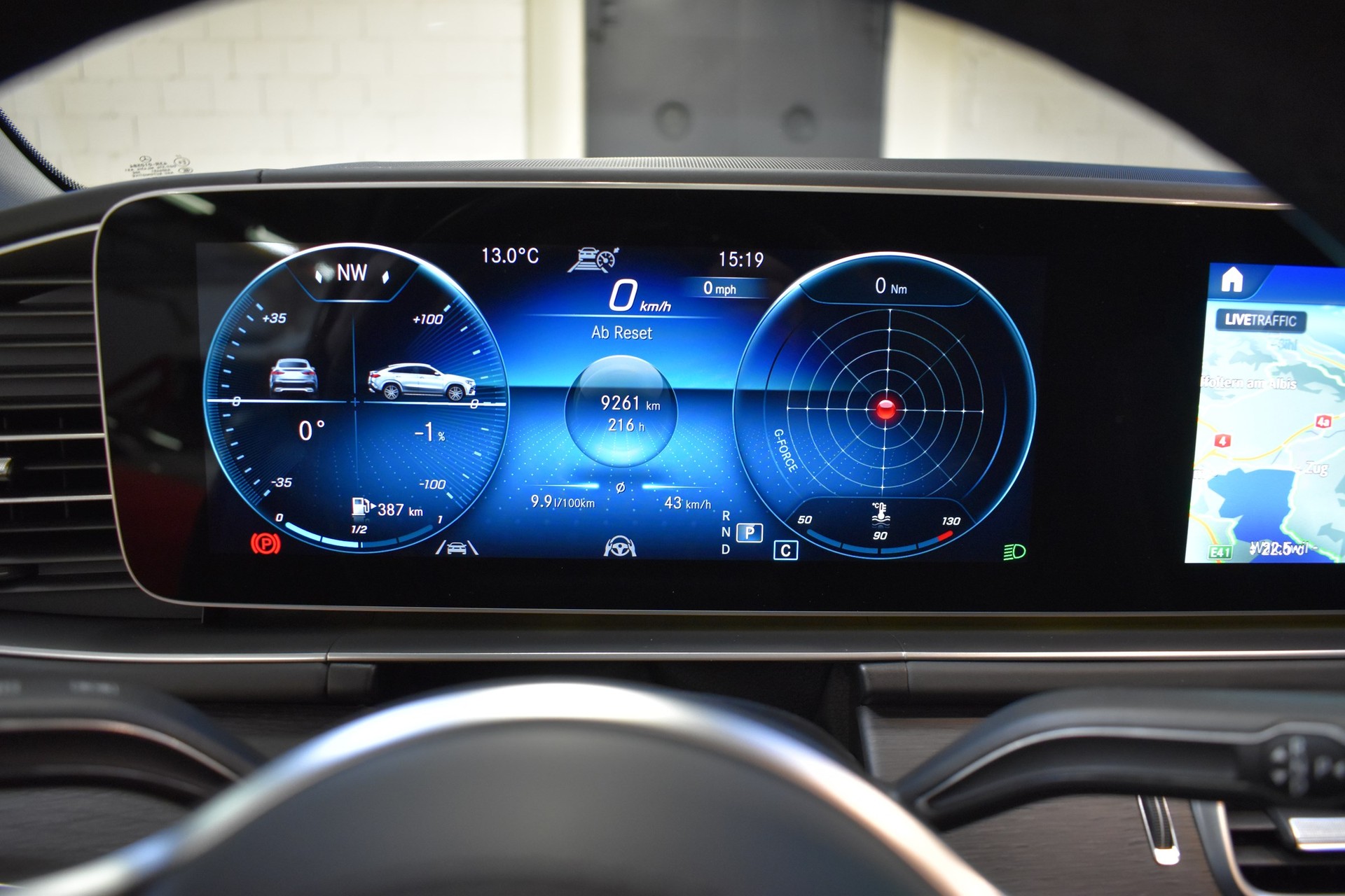 MERCEDES-BENZ GLE Coupé 400 d AMG 4Matic 9G-Tronic-image-18