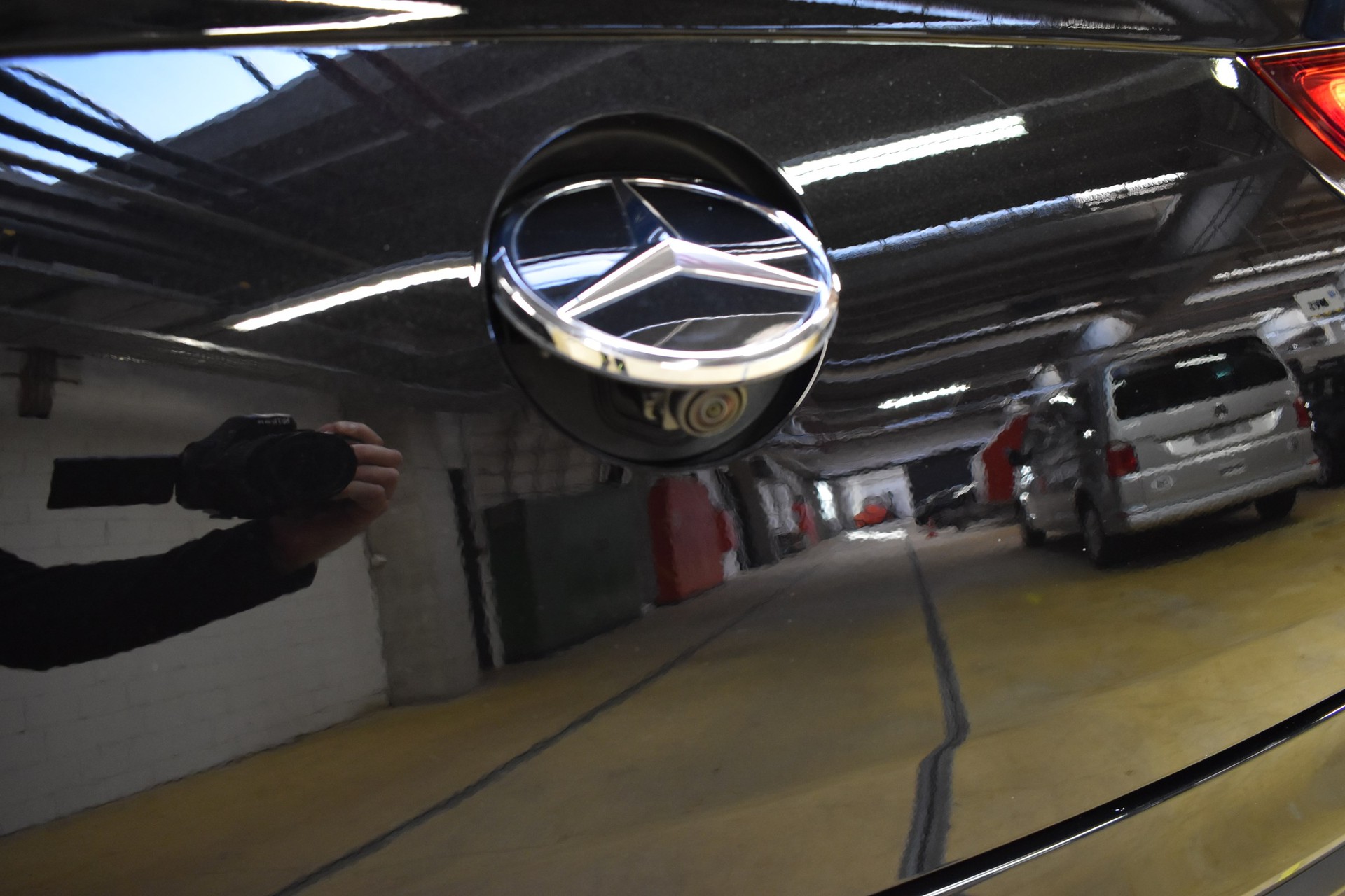 MERCEDES-BENZ GLE Coupé 400 d AMG 4Matic 9G-Tronic-image-31
