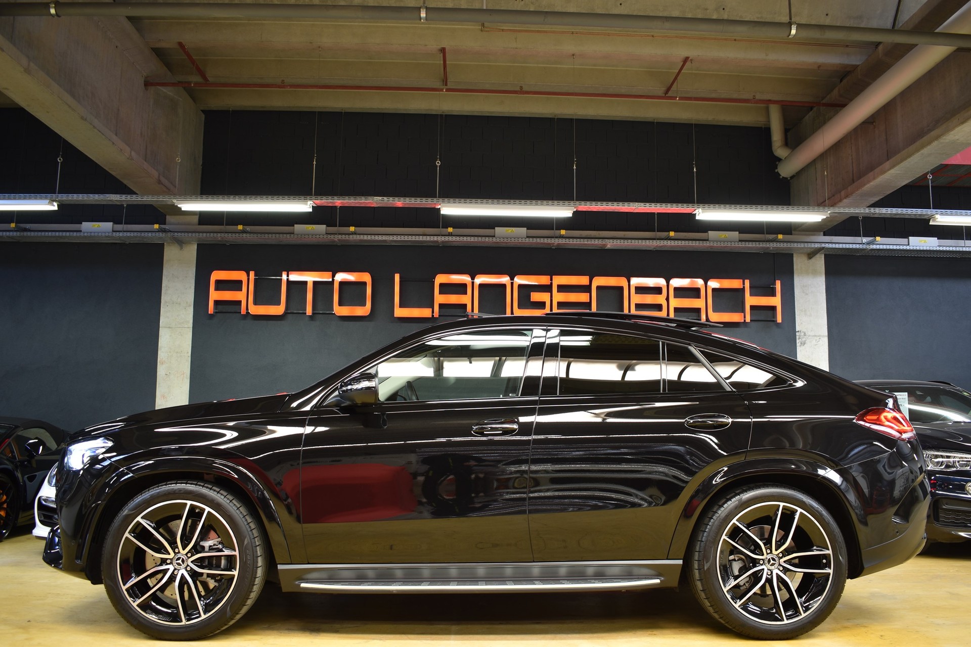 MERCEDES-BENZ GLE Coupé 400 d AMG 4Matic 9G-Tronic-image-8