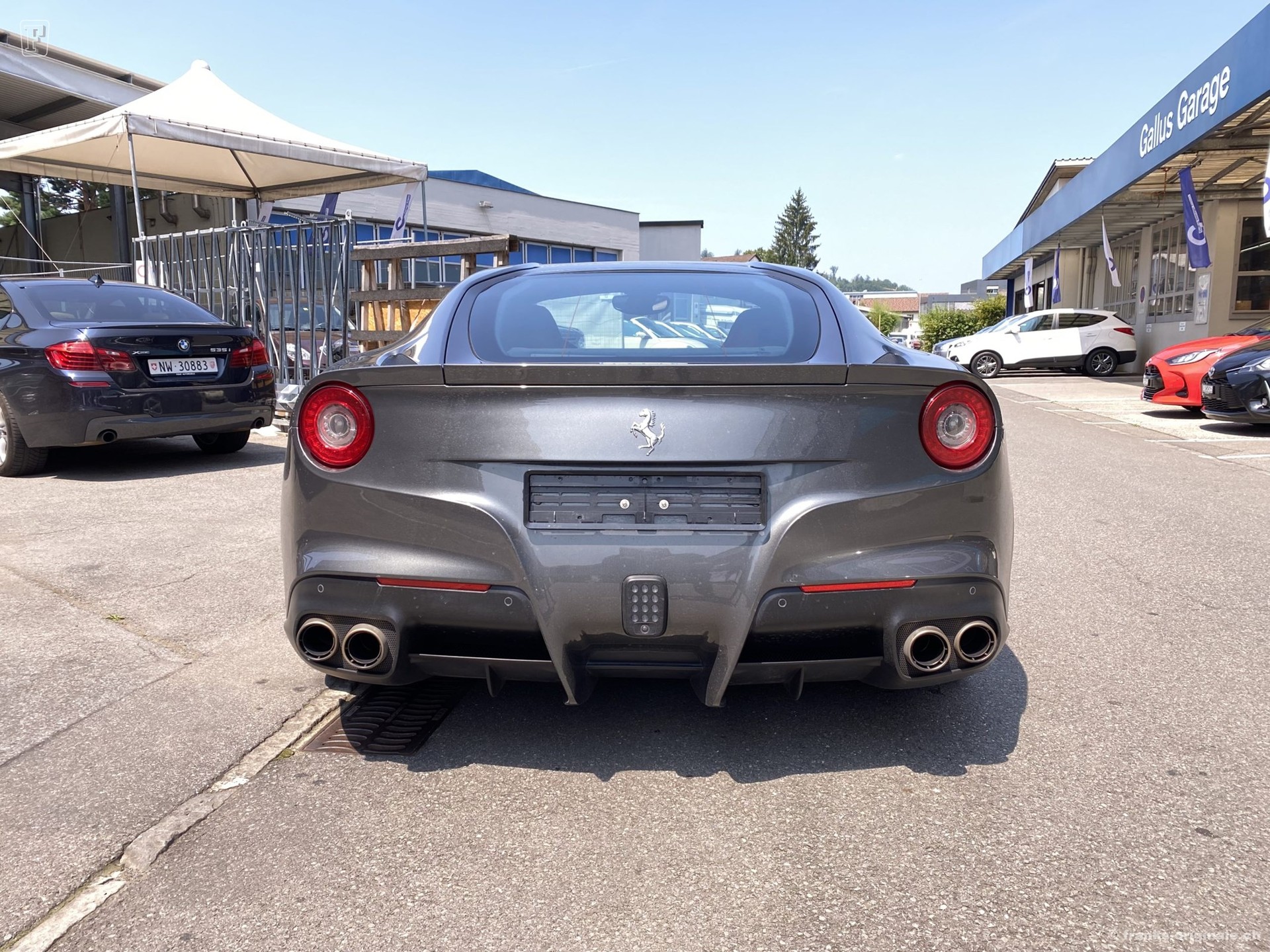 FERRARI F12 Berlinetta-image-4