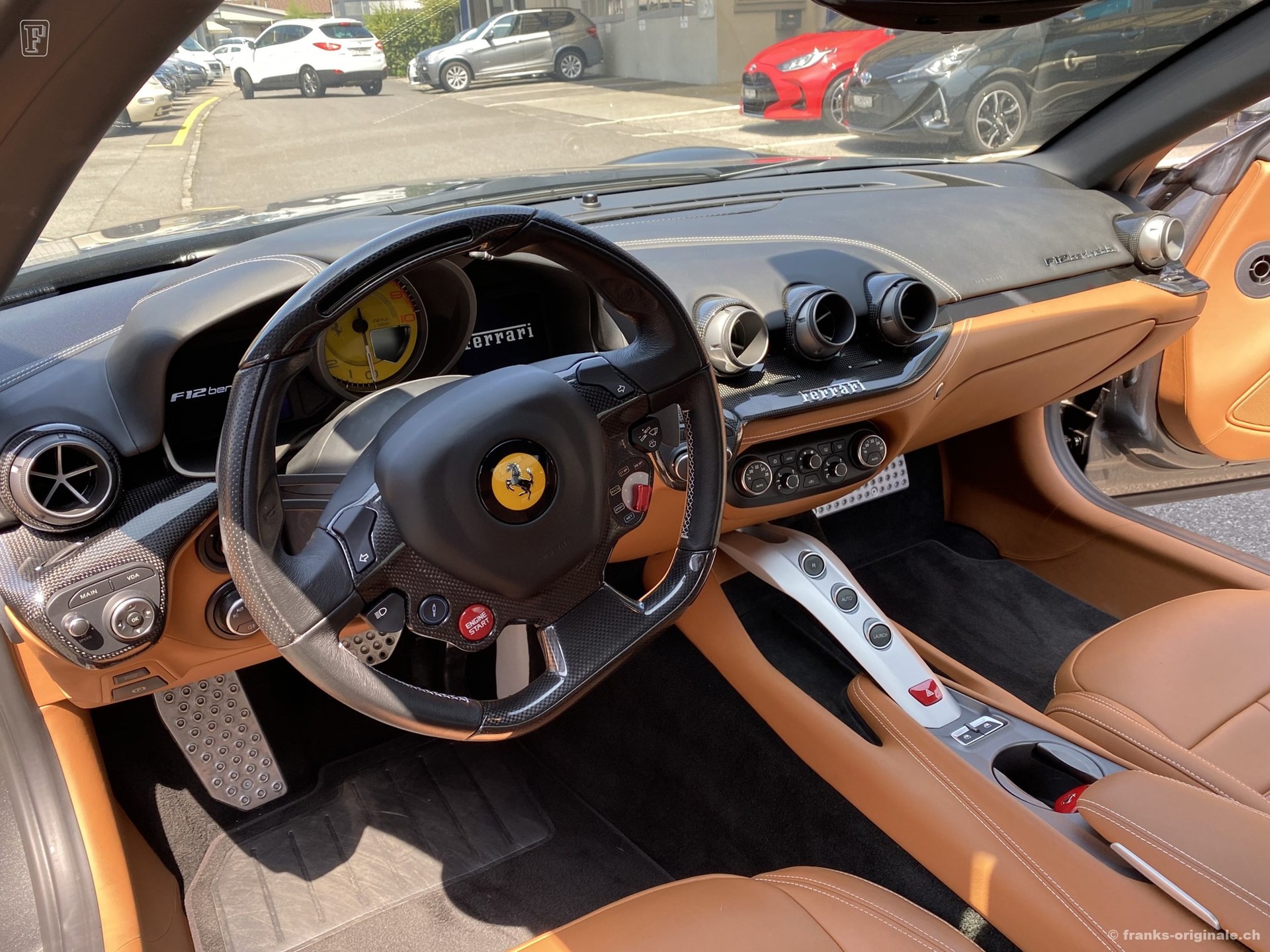 FERRARI F12 Berlinetta-image-6