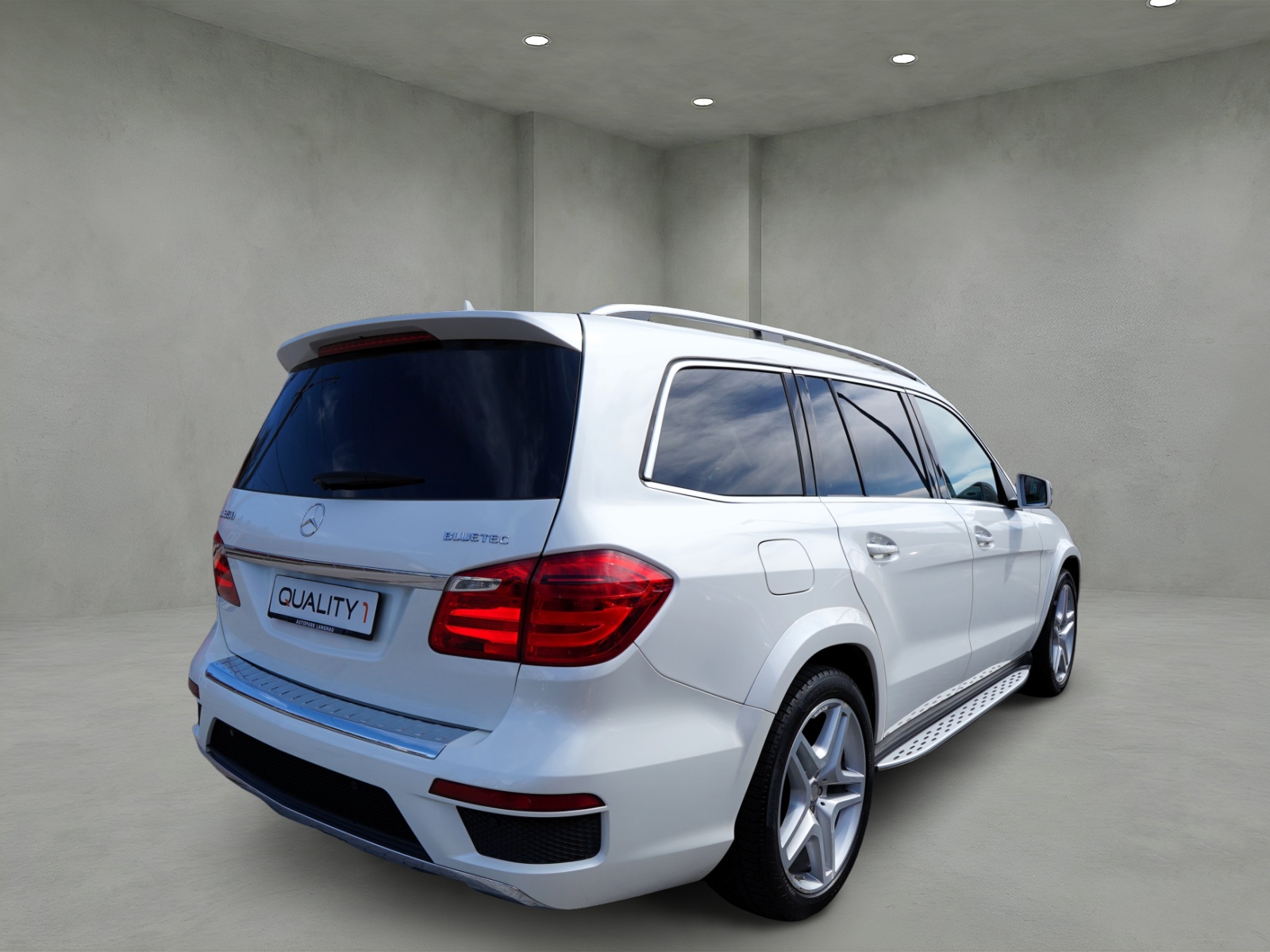 MERCEDES-BENZ GL 350 BlueTEC 4Matic 7G-TRONIC-image-4