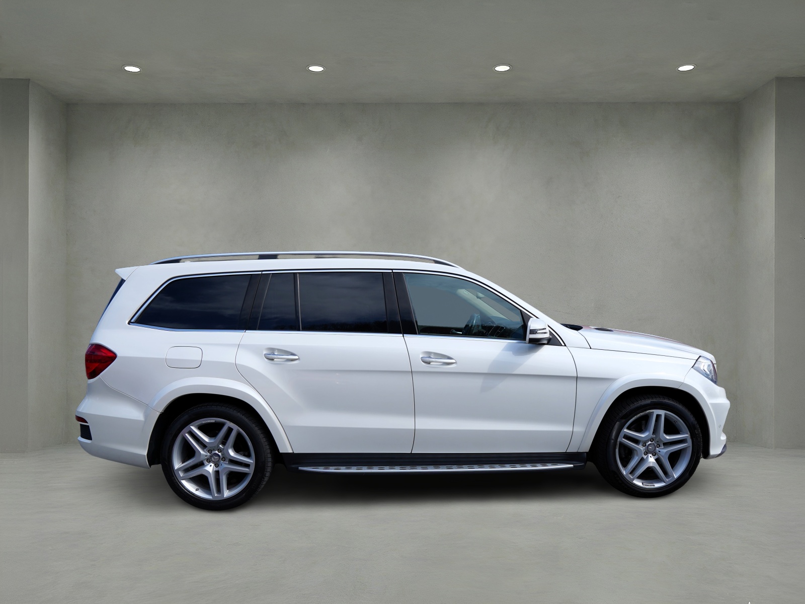 MERCEDES-BENZ GL 350 BlueTEC 4Matic 7G-TRONIC-image-5