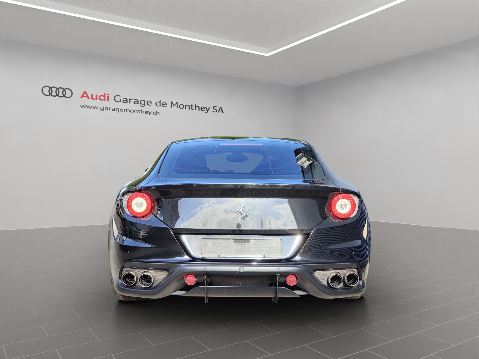 FERRARI FF-image-2