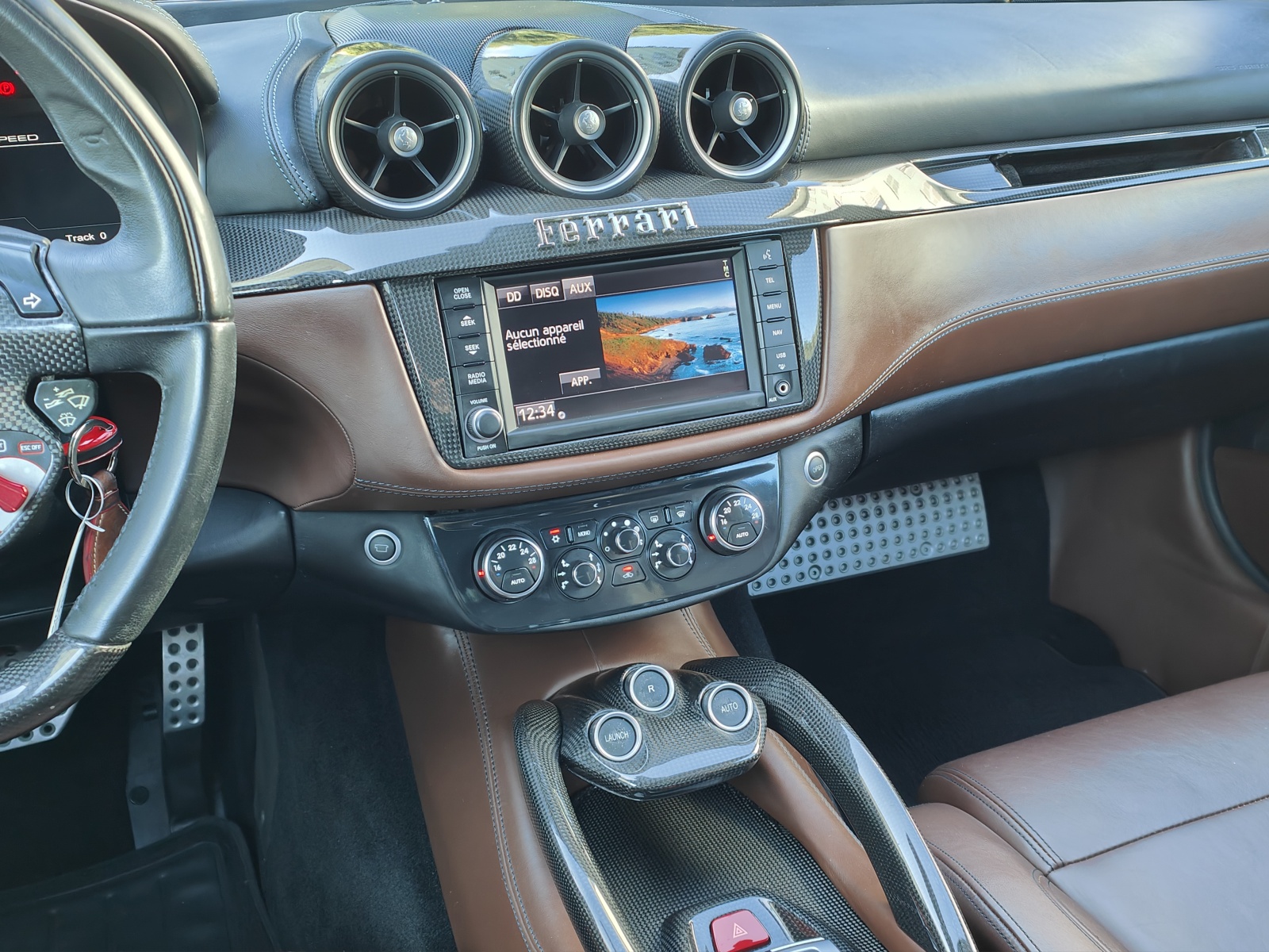 FERRARI FF-image-10