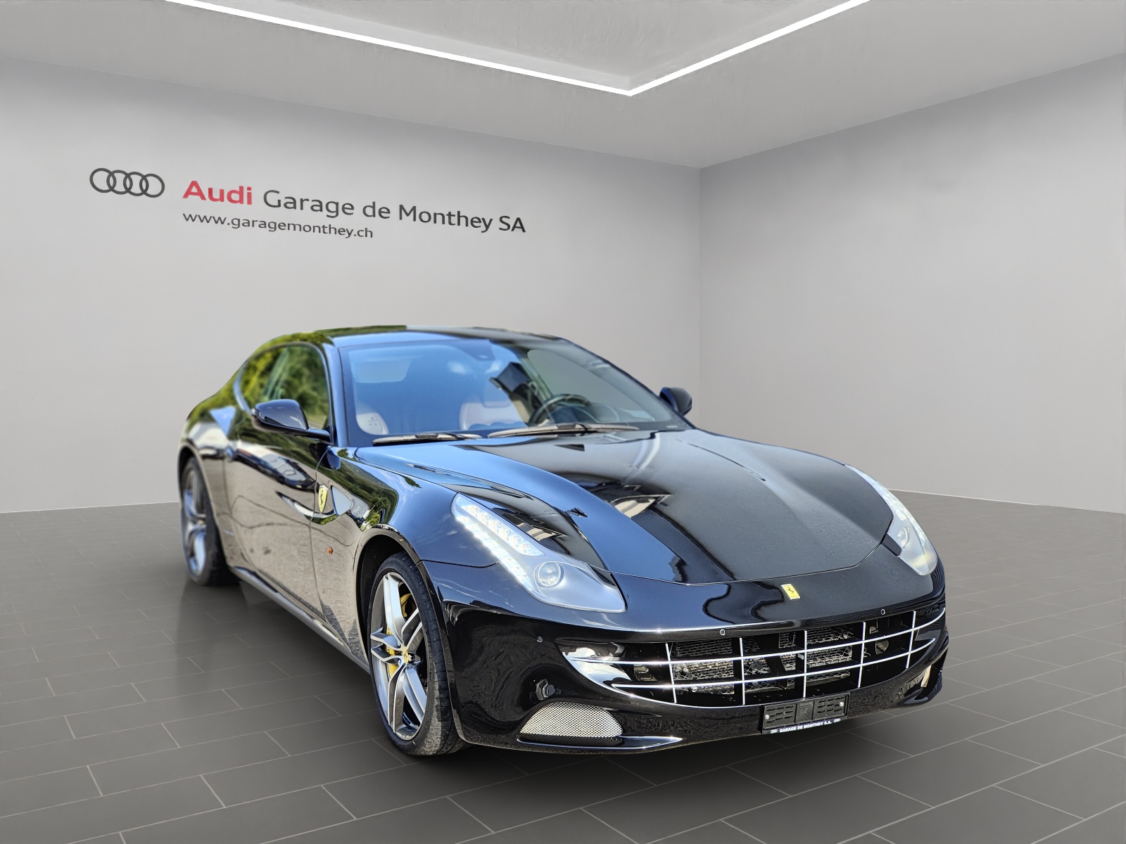 FERRARI FF-image-4