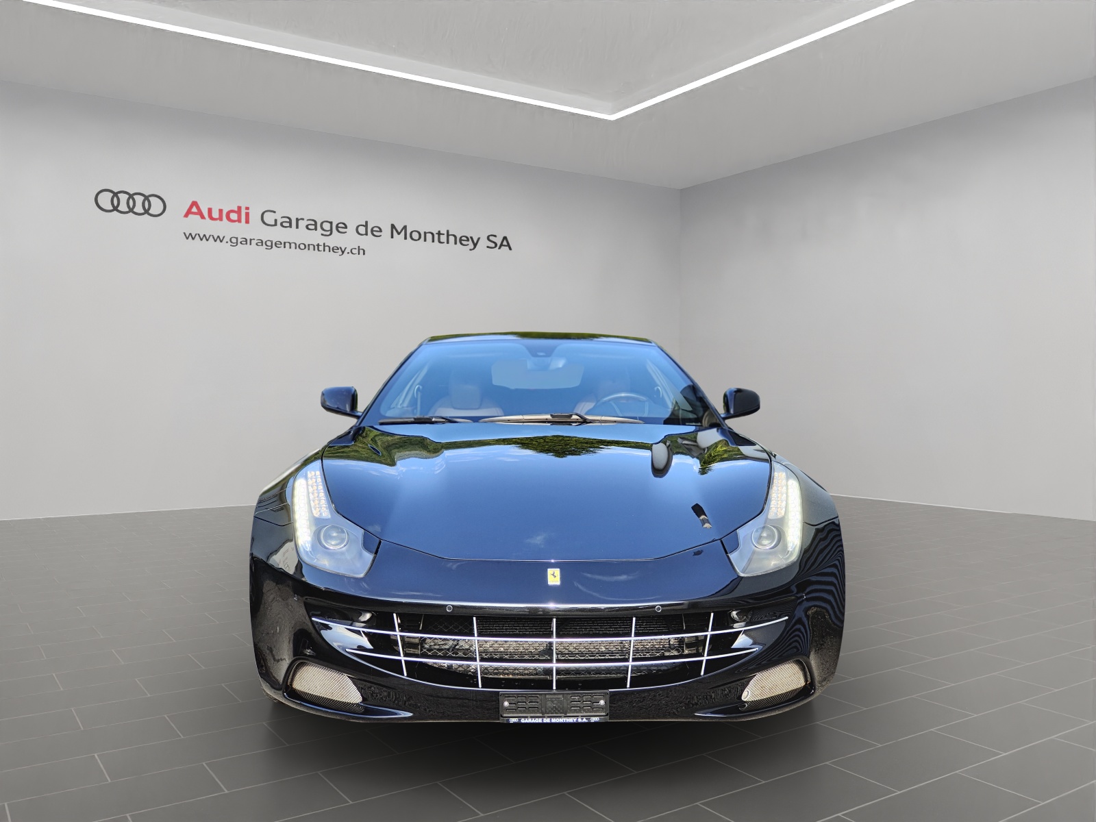 FERRARI FF-image-5