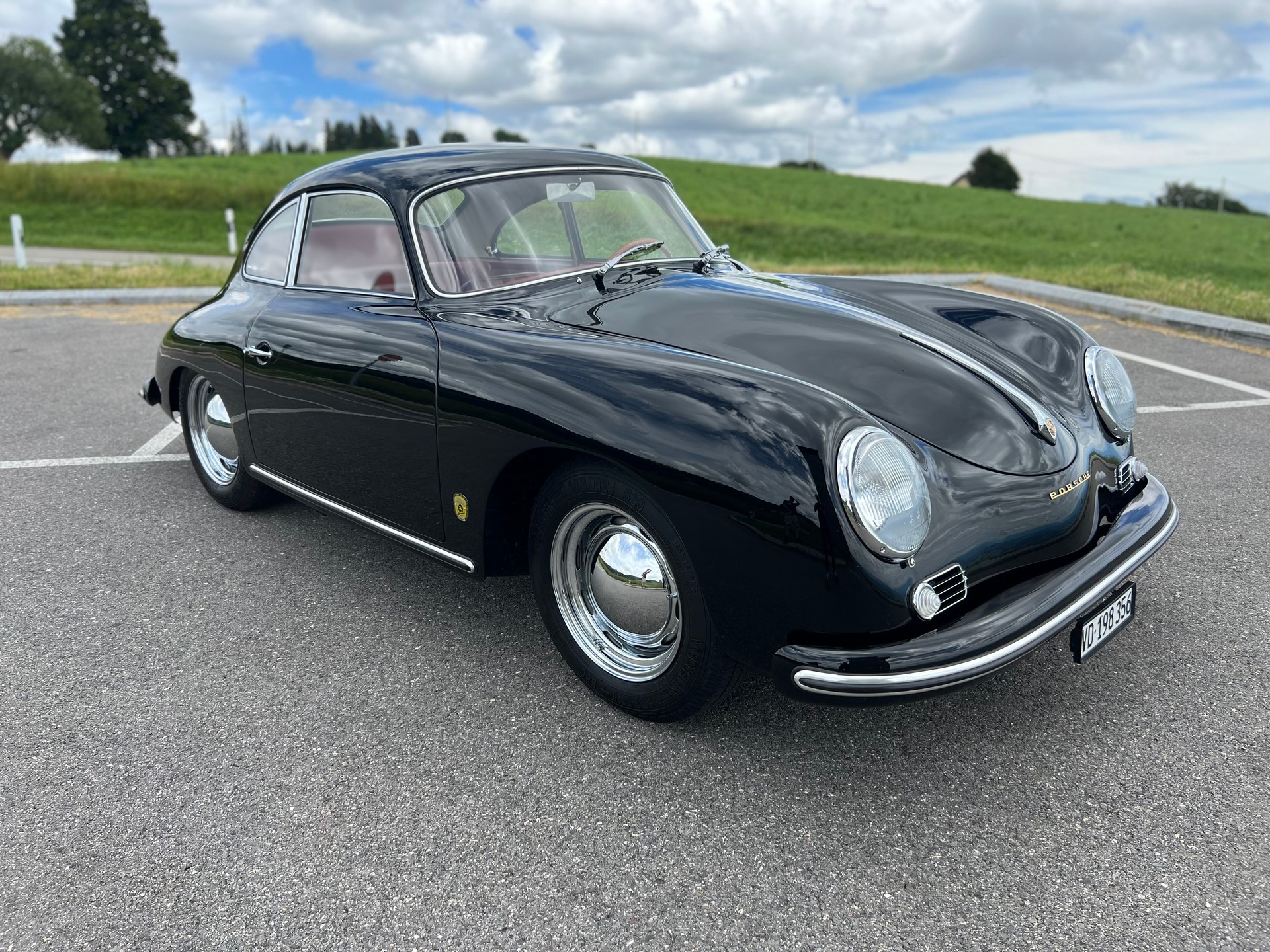 PORSCHE At1