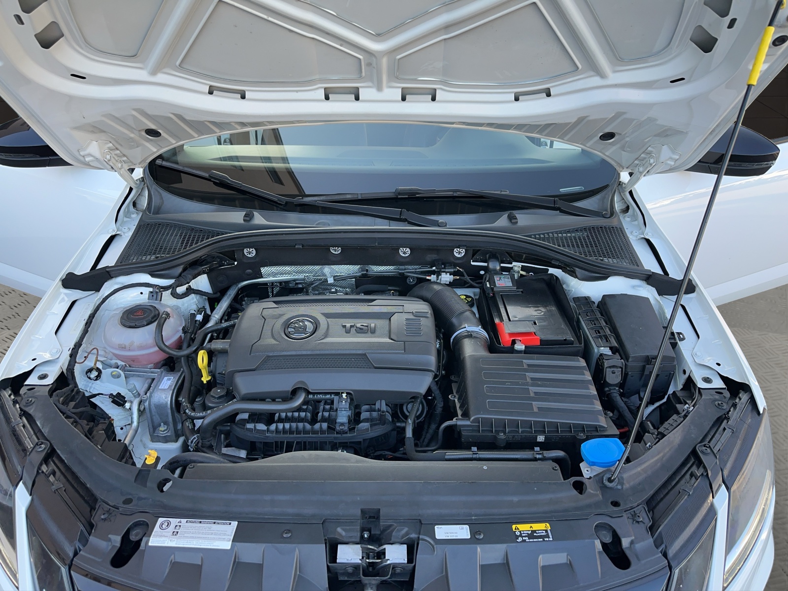 SKODA Octavia Combi 2.0 TSI RS Prag DSG-image-19