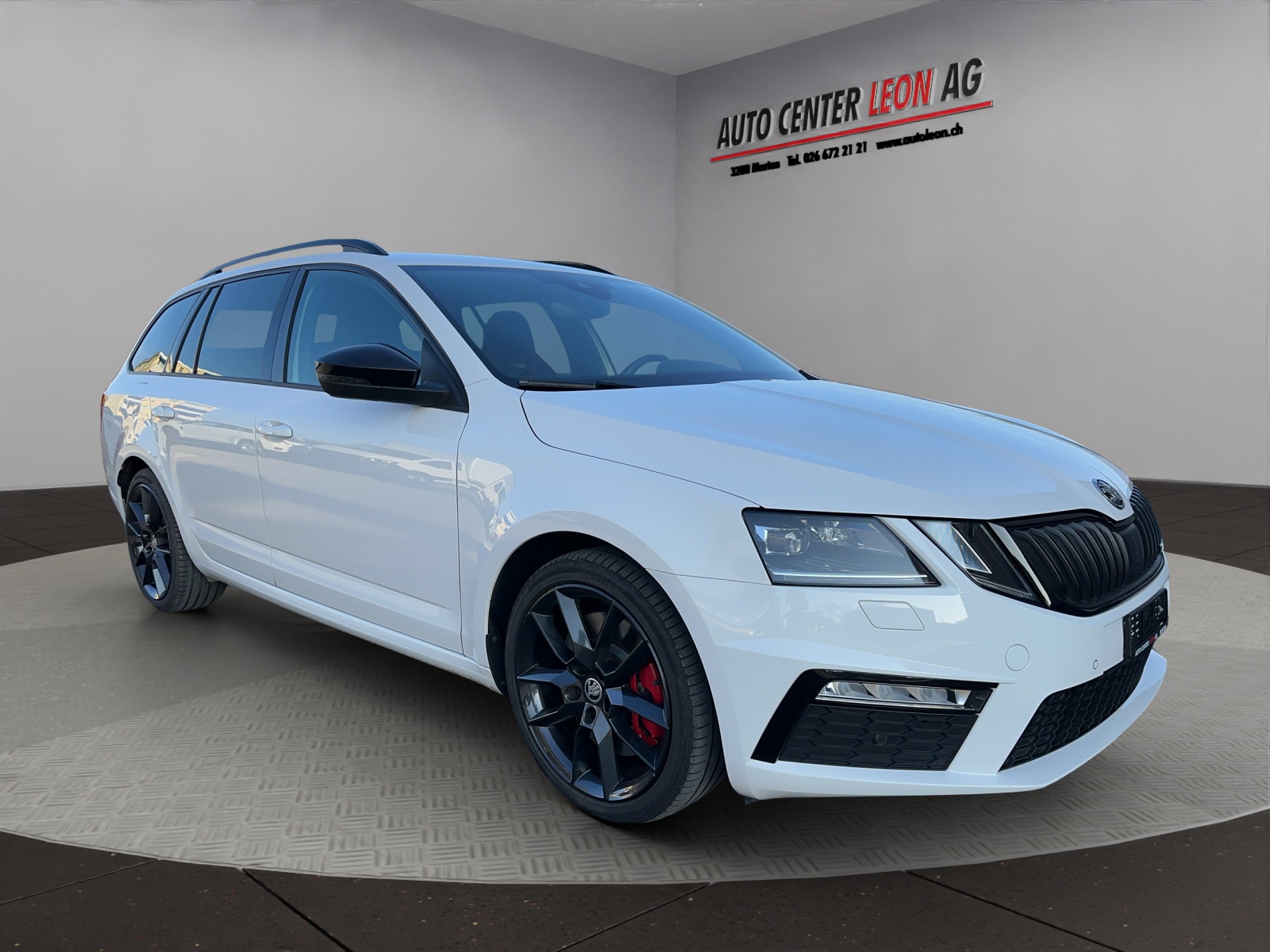 SKODA Octavia Combi 2.0 TSI RS Prag DSG-image-7