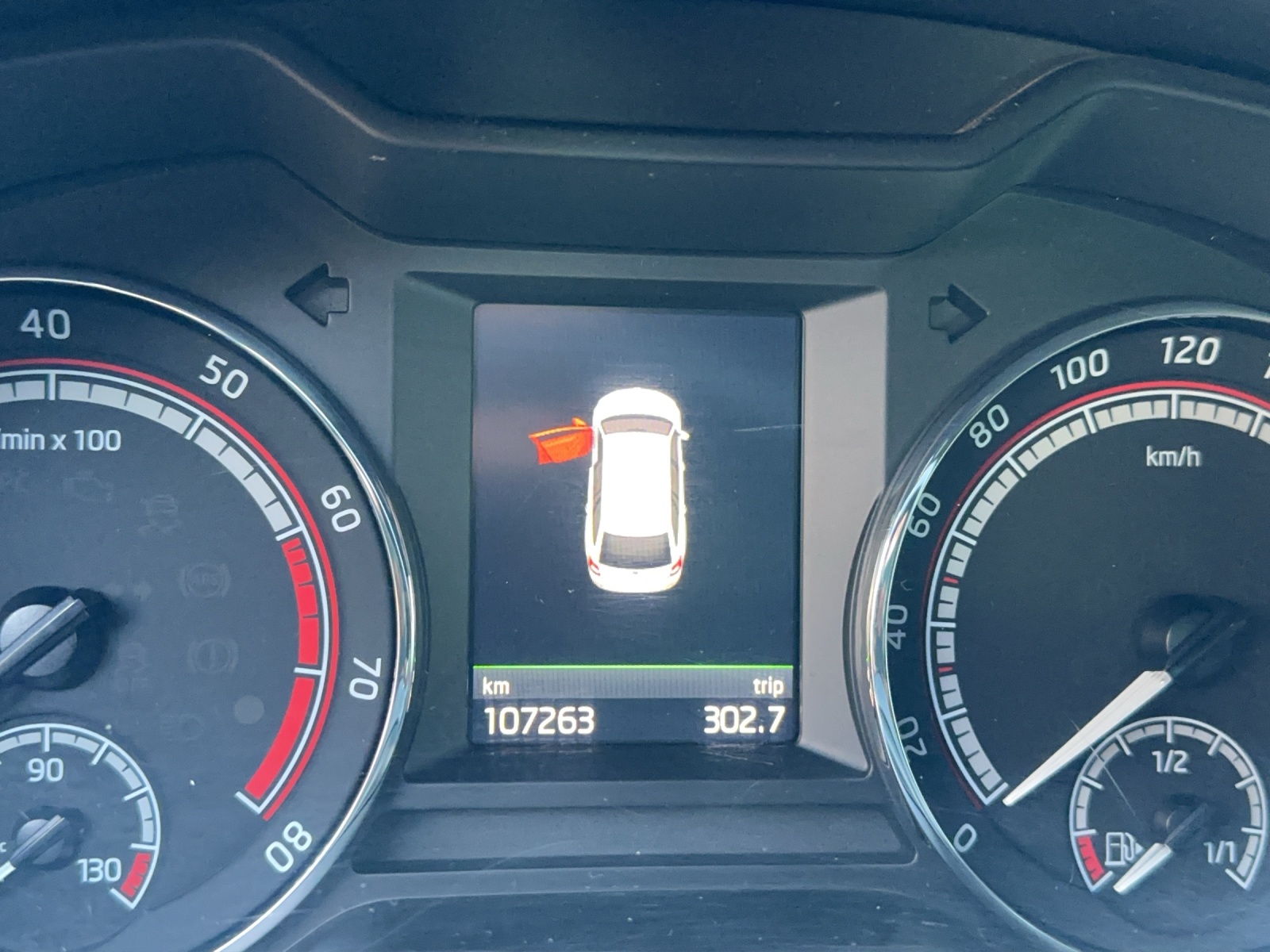 SKODA Octavia Combi 2.0 TSI RS Prag DSG-image-10