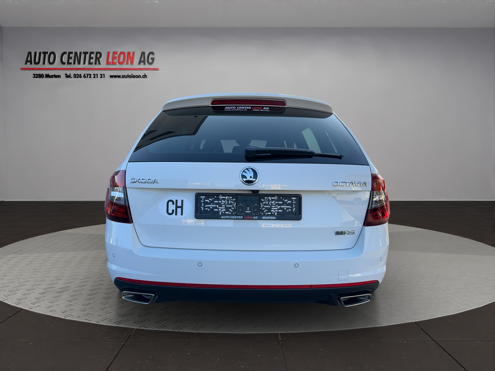 SKODA Octavia Combi 2.0 TSI RS Prag DSG-image-4