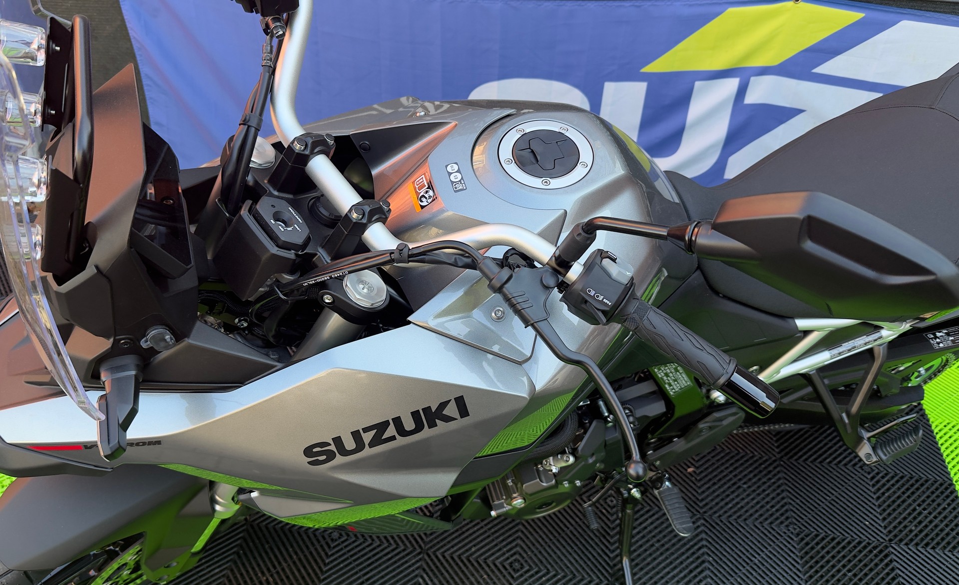 SUZUKI DL 800-image-10