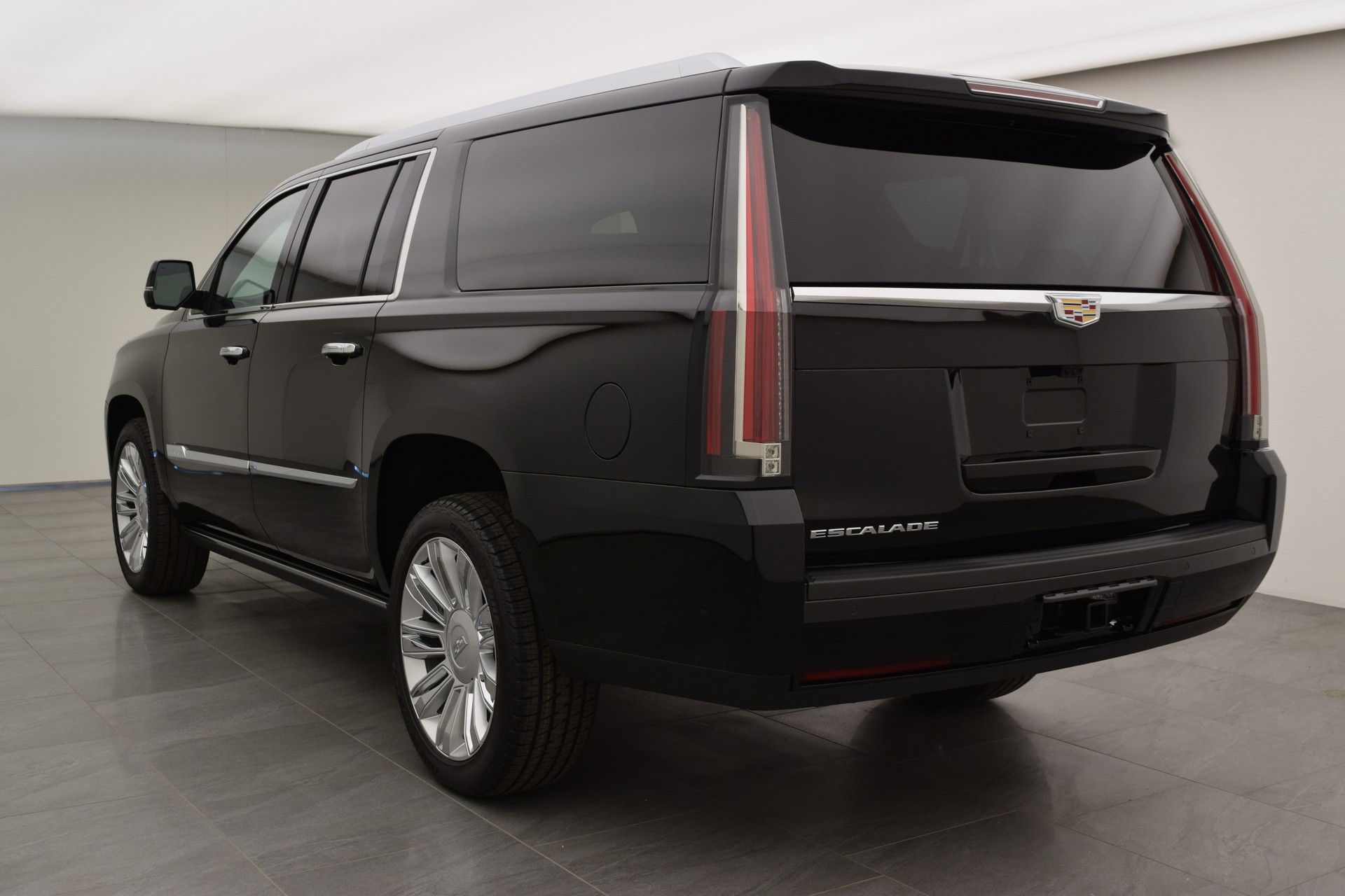 CADILLAC Escalade 6.2 ESV Platinum-image-7