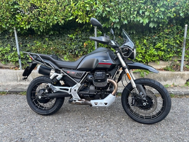 MOTO GUZZI V85 TT-showroom-element-3