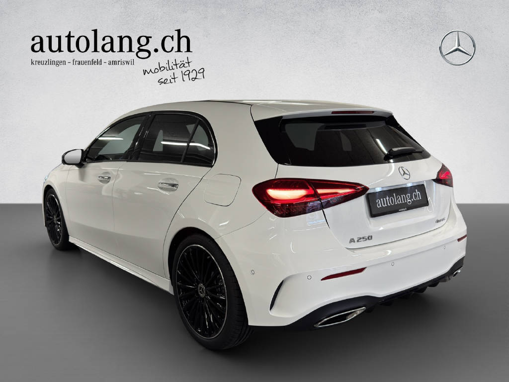 MERCEDES-BENZ A 250 AMG Line 4Matic-showroom-element-2