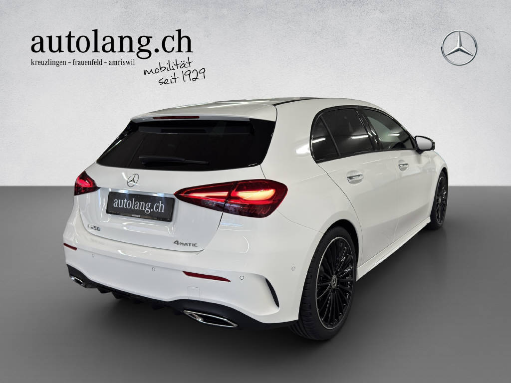 MERCEDES-BENZ A 250 AMG Line 4Matic-showroom-element-3