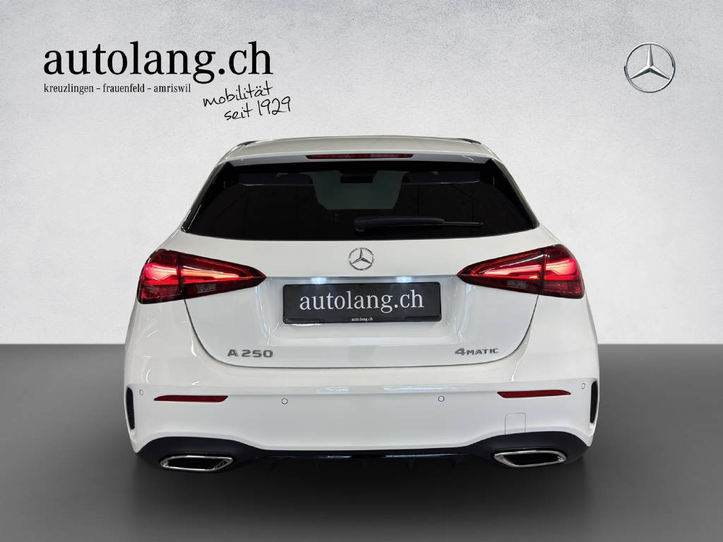 MERCEDES-BENZ A 250 AMG Line 4Matic-image-15