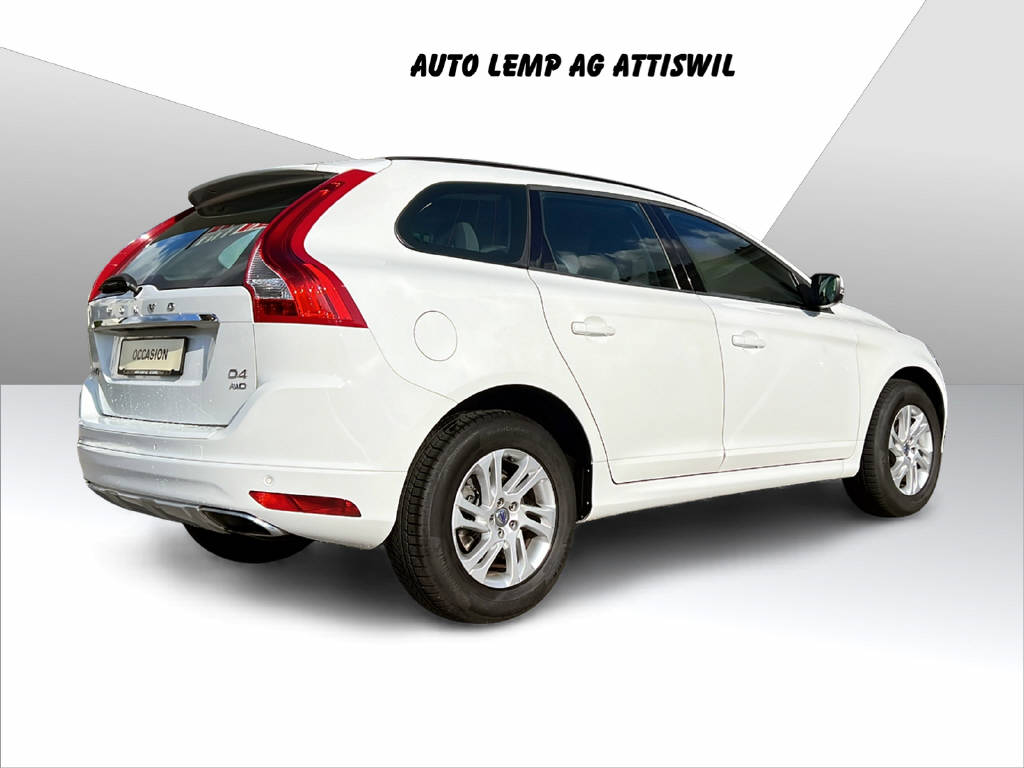 VOLVO XC60 2.4 D4 Kinetic AWD-image-3