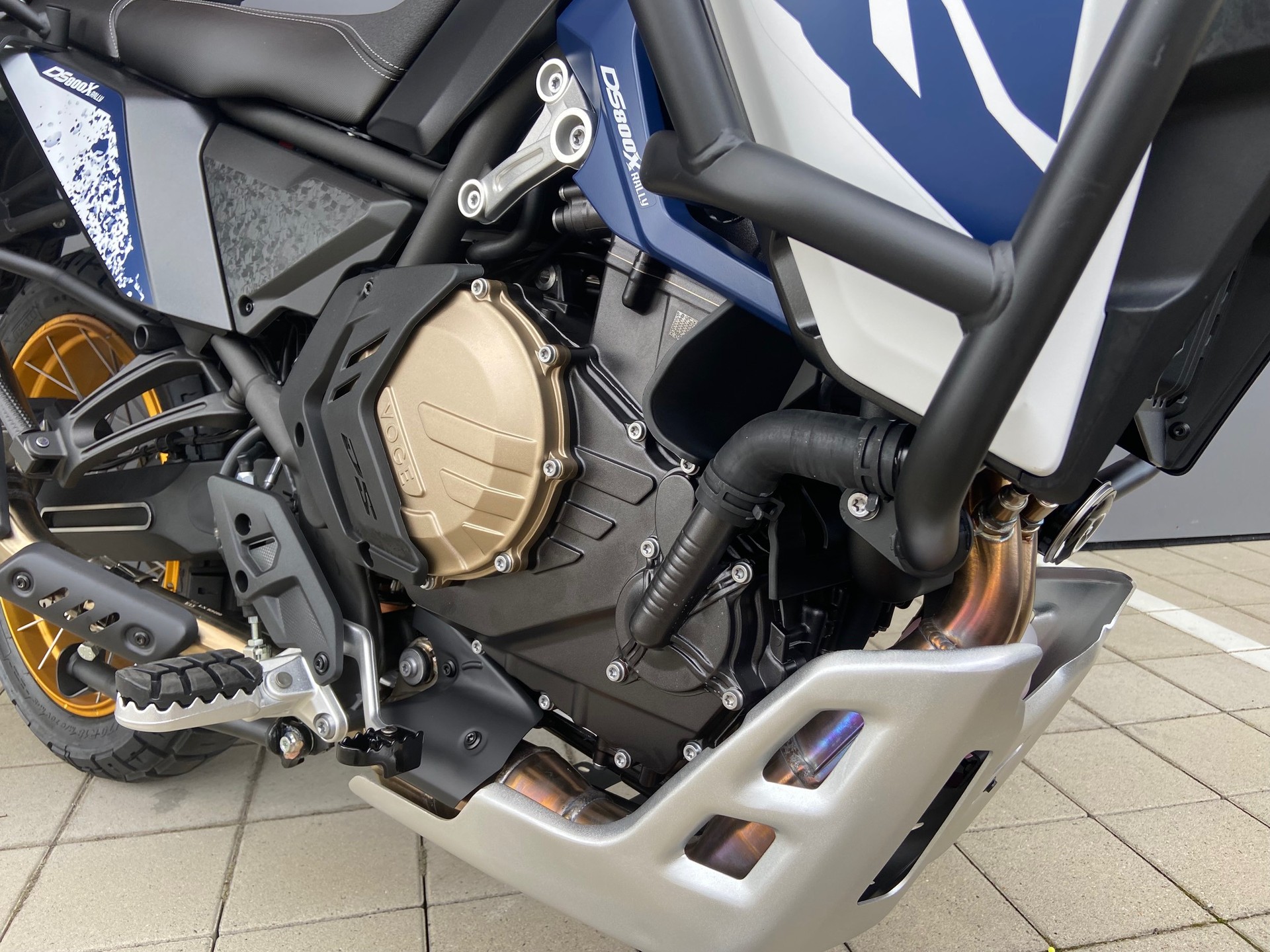 VOGE 800DS Rally-showroom-element-2