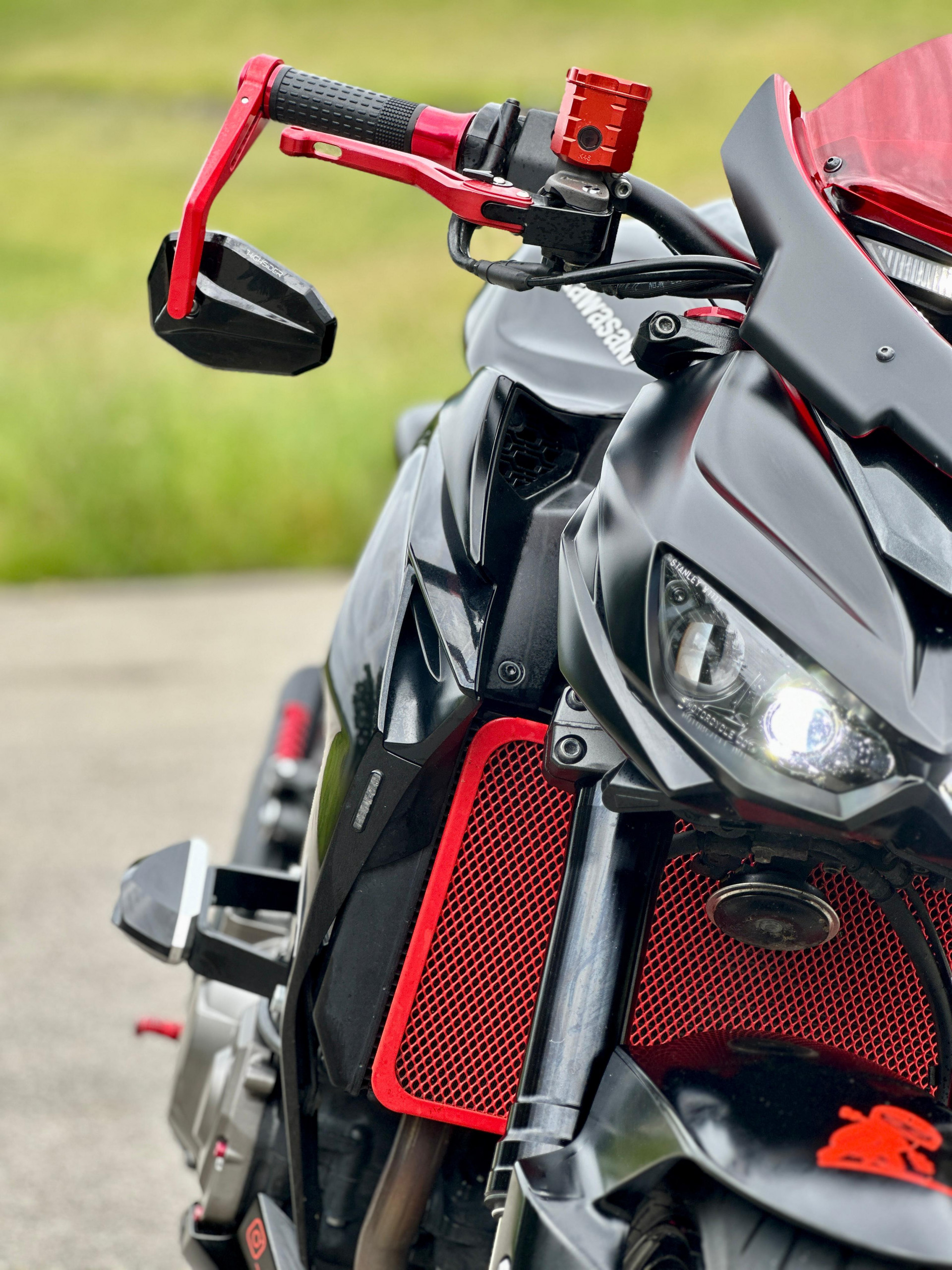 KAWASAKI Naked-image-1