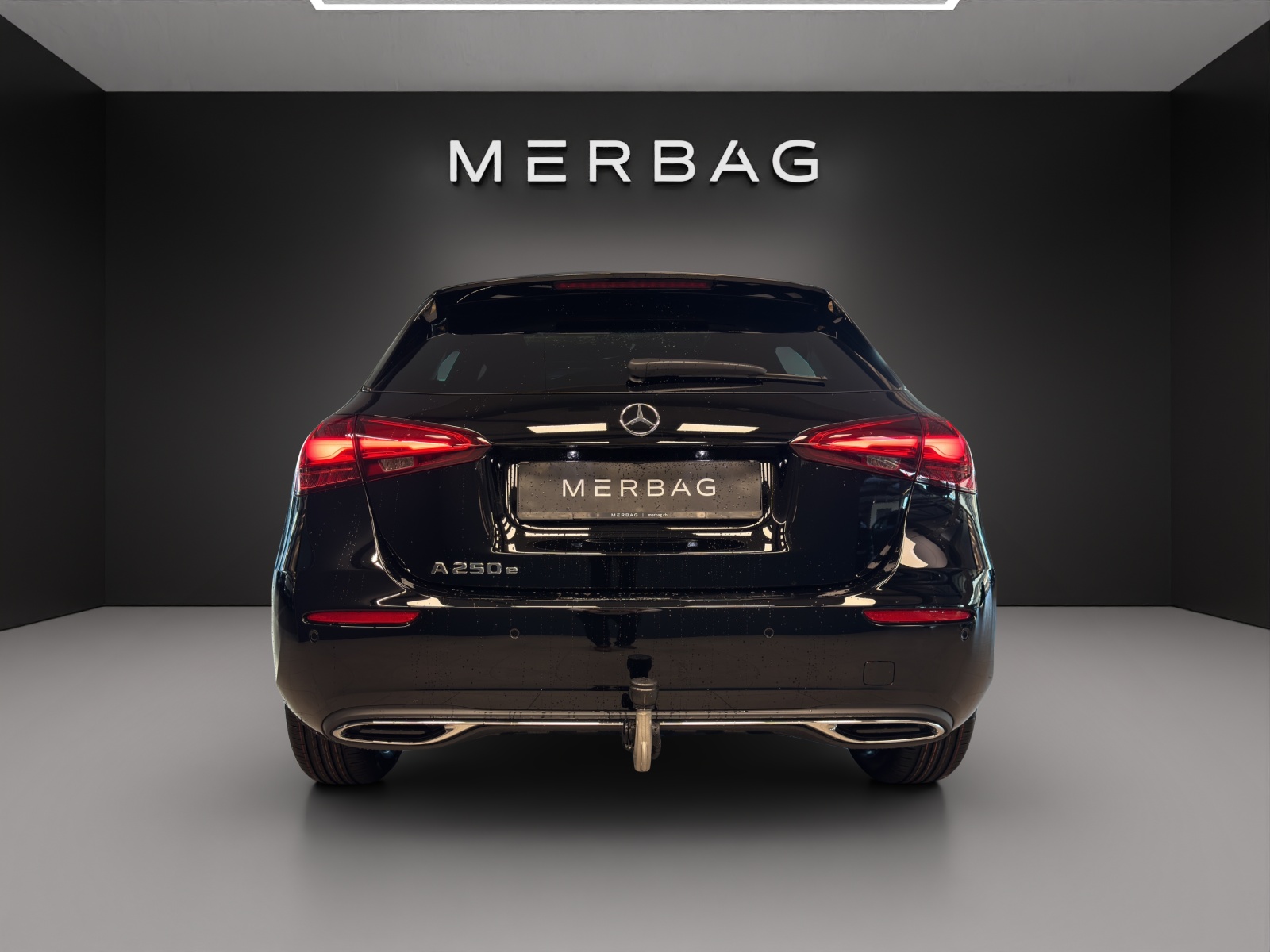 MERCEDES-BENZ A 250 e EQ Star 8G-DCT-image-4