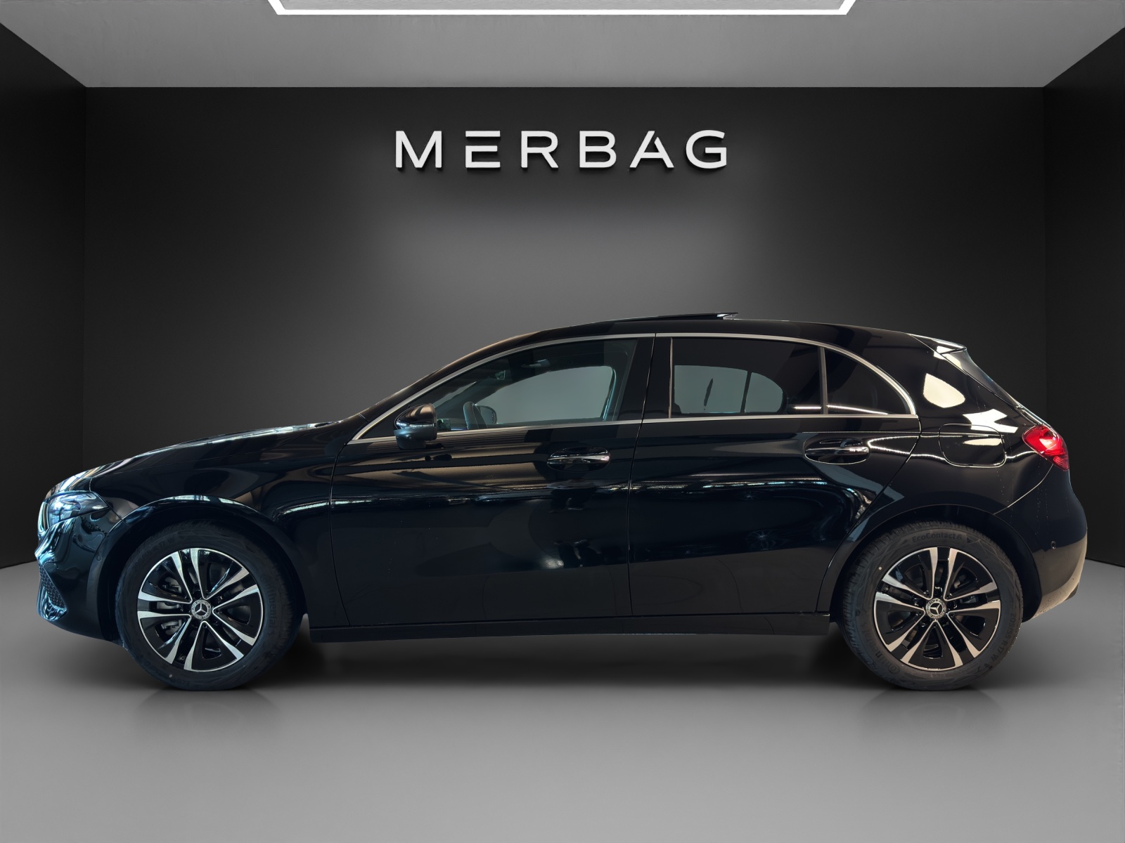 MERCEDES-BENZ A 250 e EQ Star 8G-DCT-image-1
