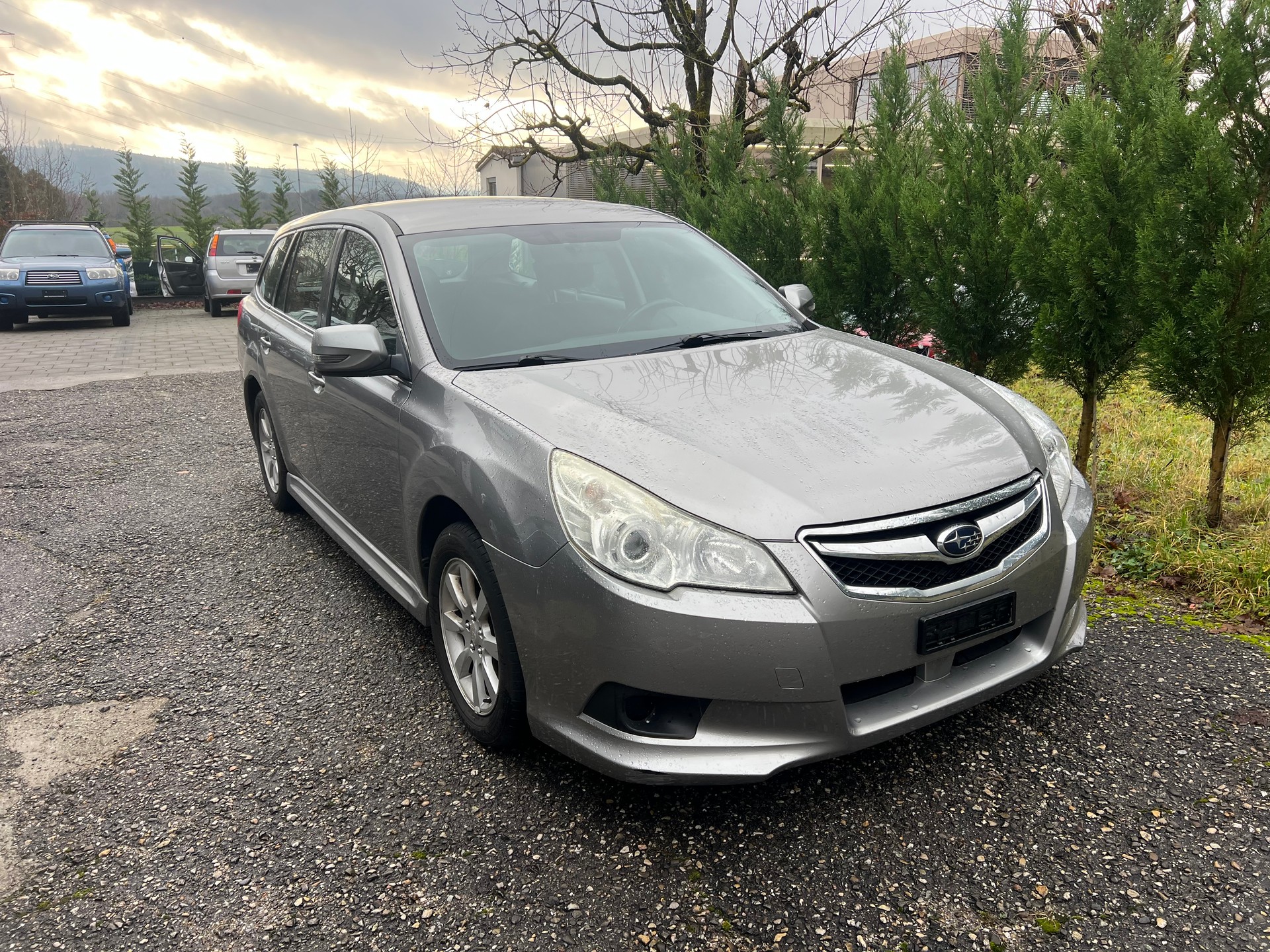 SUBARU Legacy 2.0i Swiss AWD-image-1