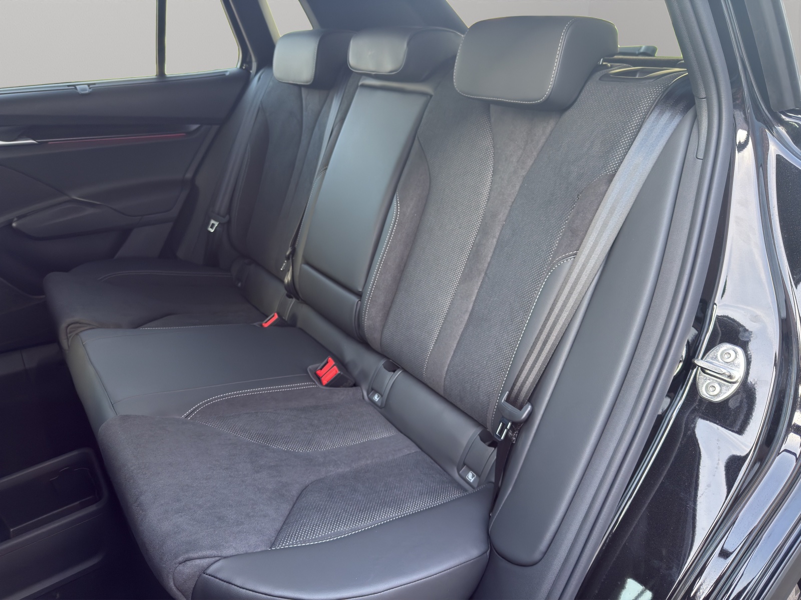 SKODA Skoda Elroq Sportline 85-image-8