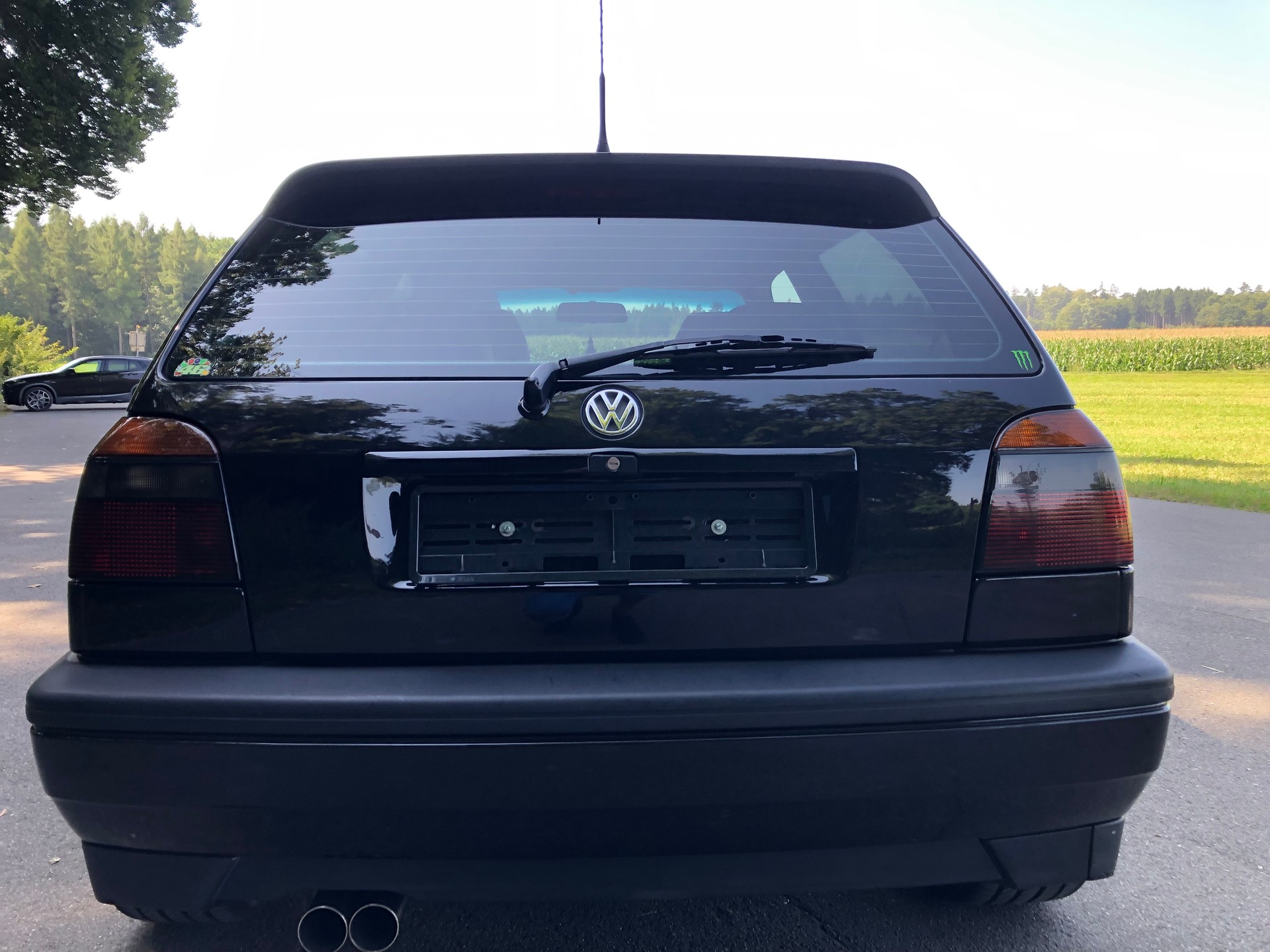 VW Golf 2000 GTI 16V Edition-image-11