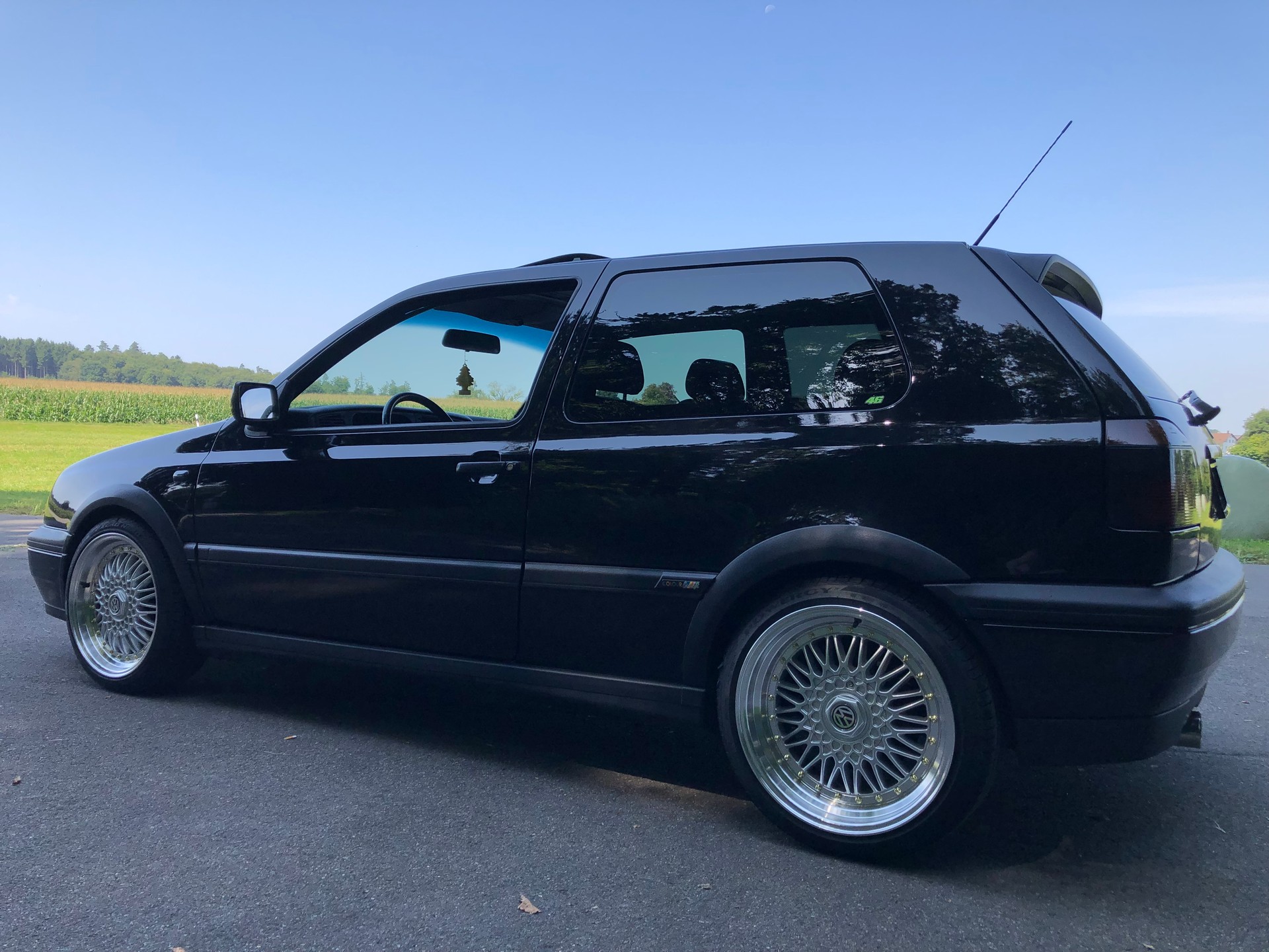 VW Golf 2000 GTI 16V Edition-image-3