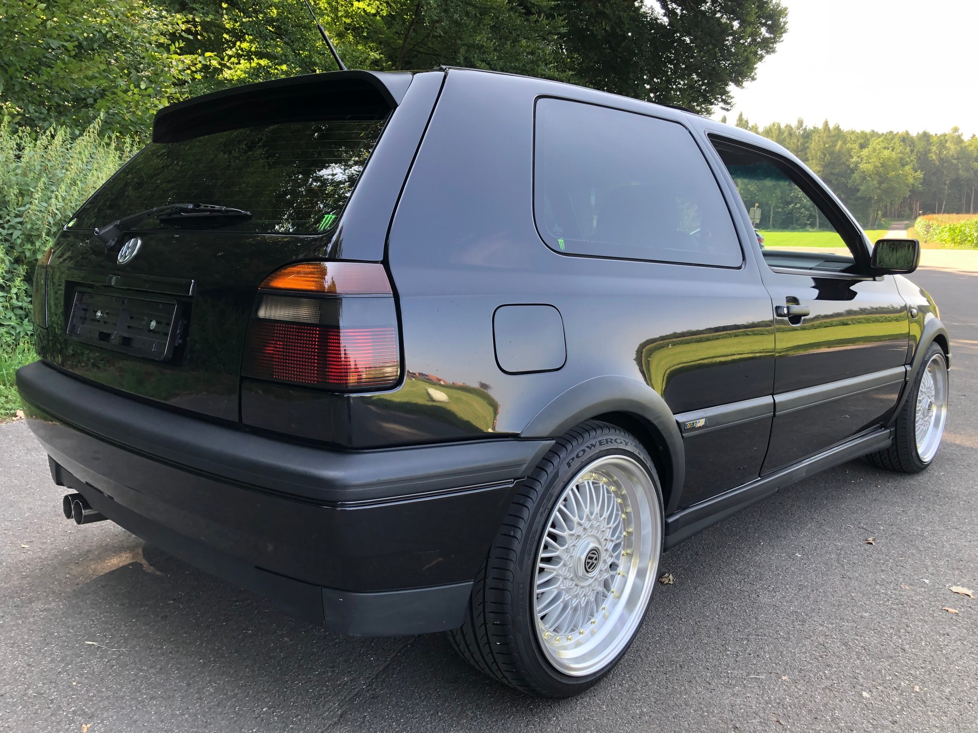 VW Golf 2000 GTI 16V Edition-image-5