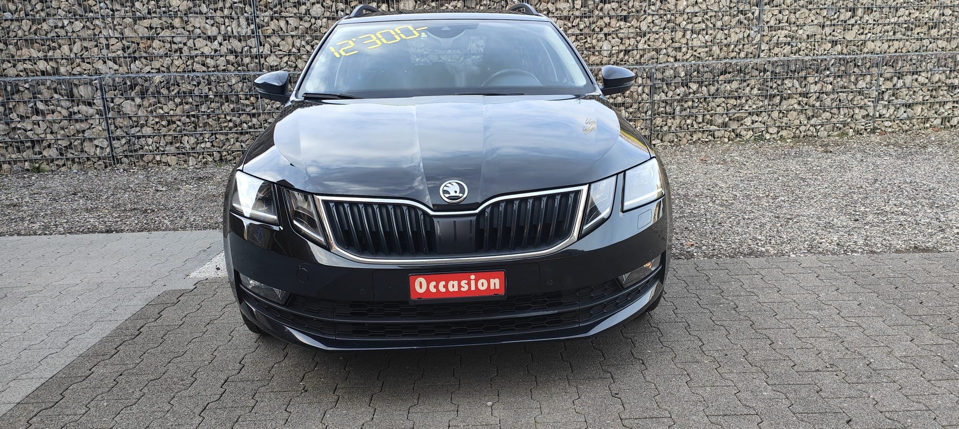 SKODA OCTAVIA-image-4